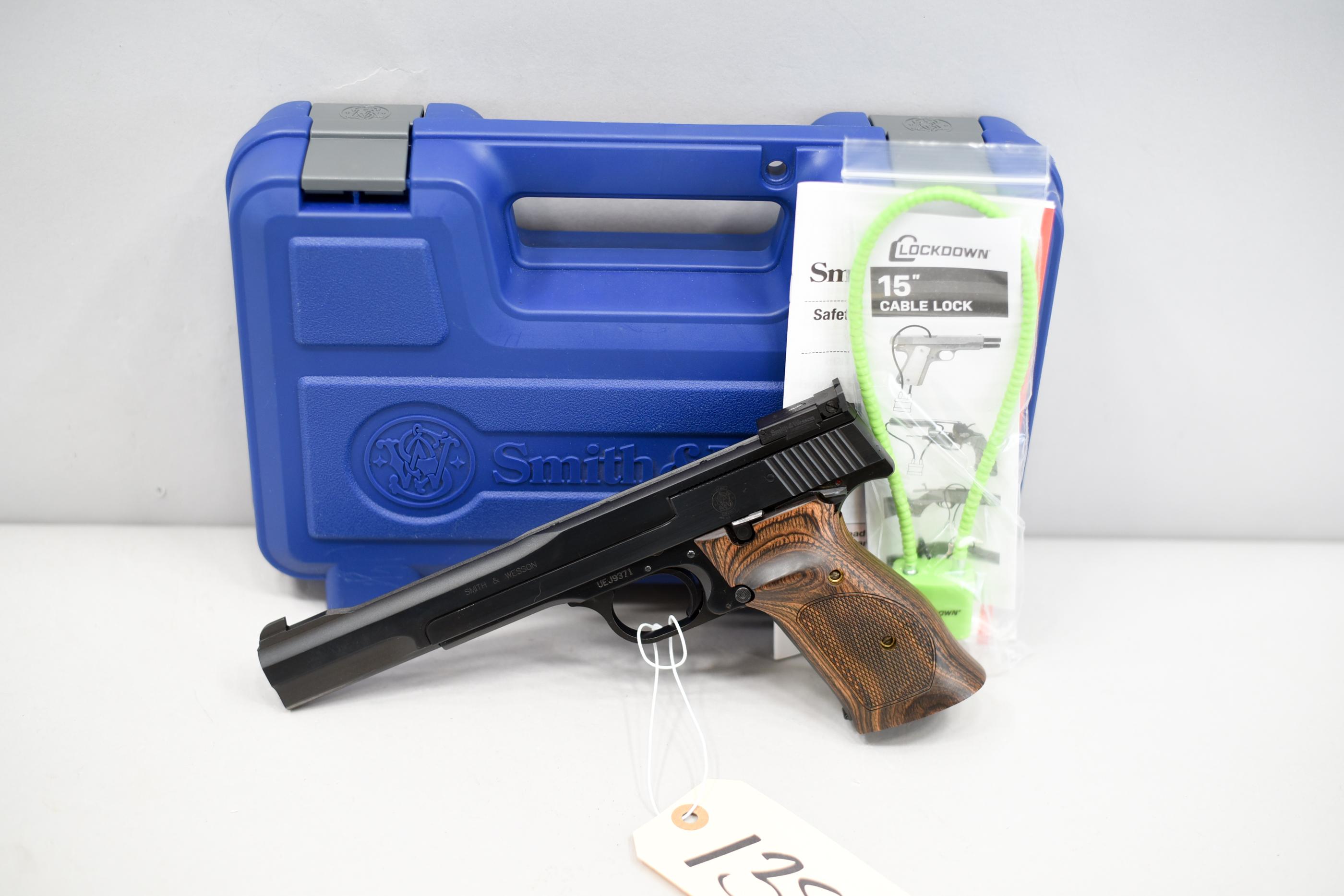 (R) Smith & Wesson Model 41 .22LR Pistol