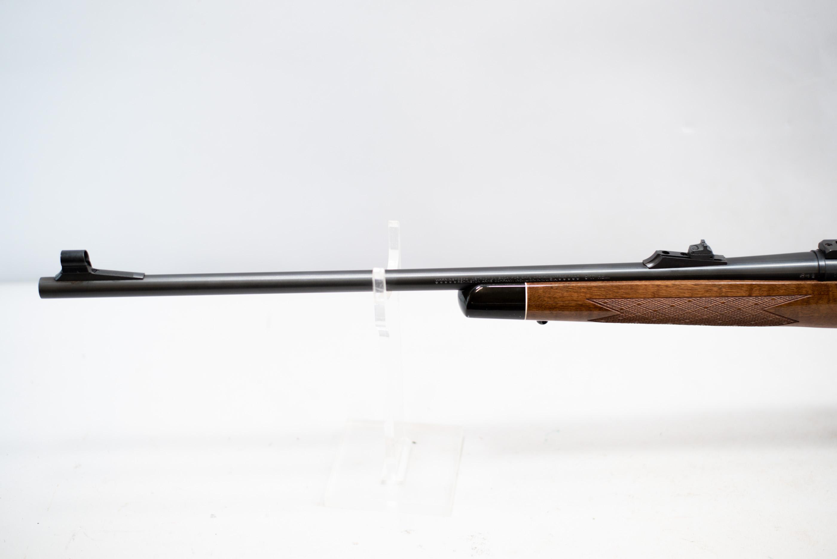 (R) Remington 700 BDL Custom Deluxe 17 Rem Rifle