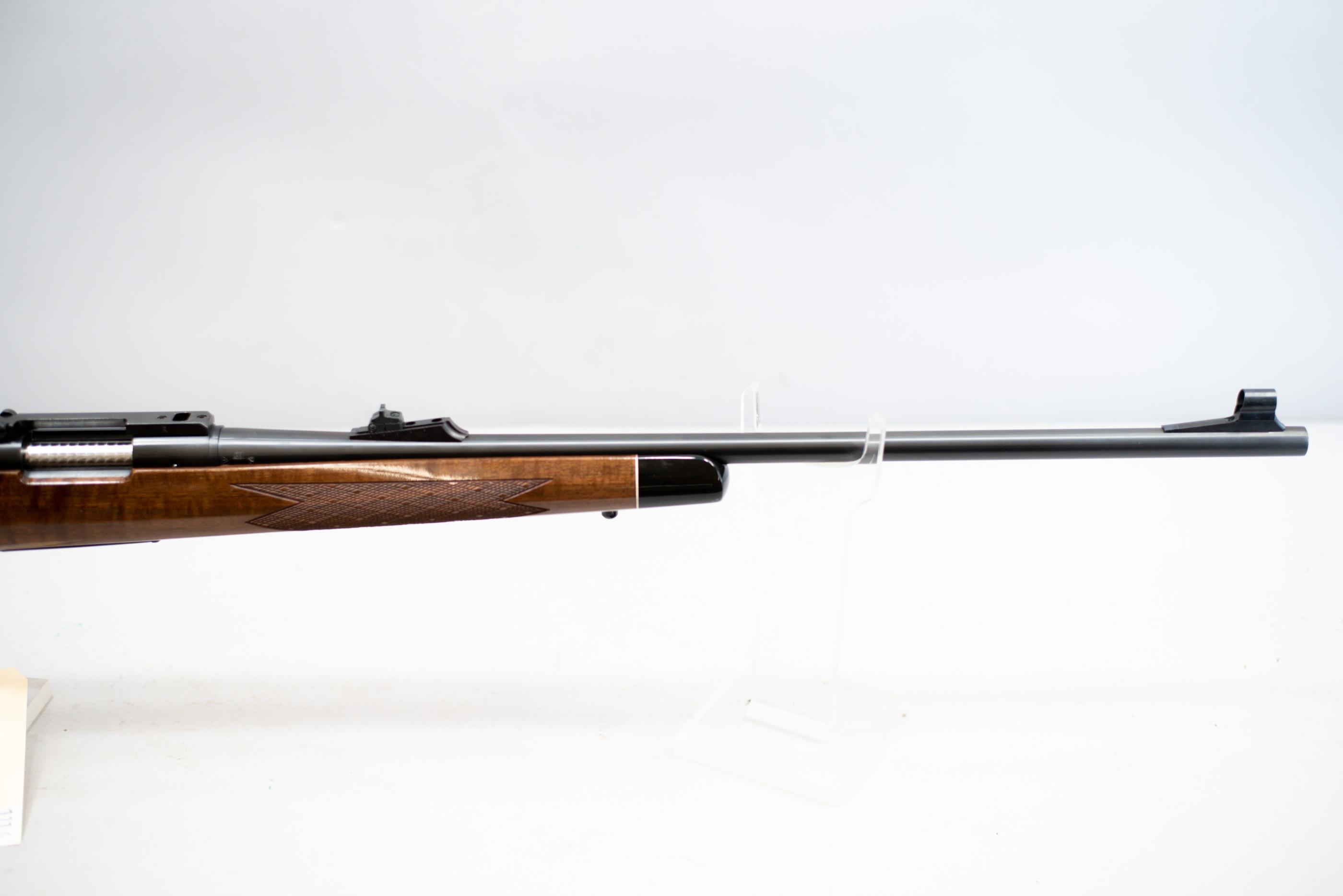 (R) Remington 700 BDL Custom Deluxe 17 Rem Rifle