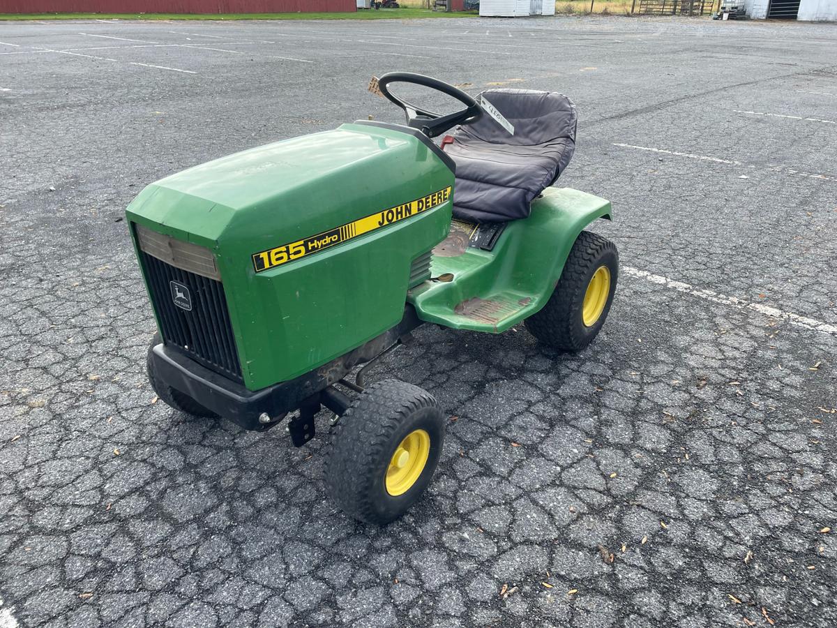 John Deere 165 Garden Tractor