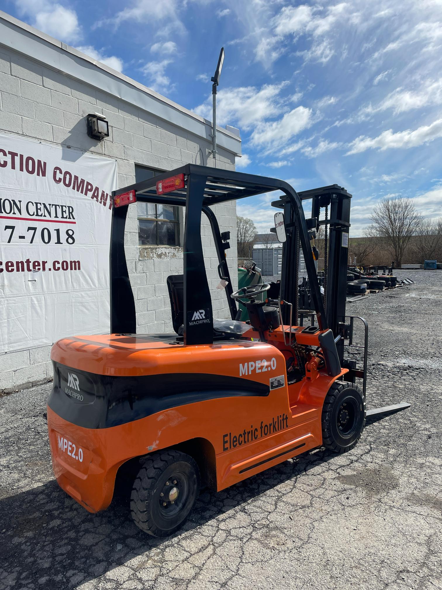 2024 MachPro MPE2.0 4,000 IB Electric Forklift