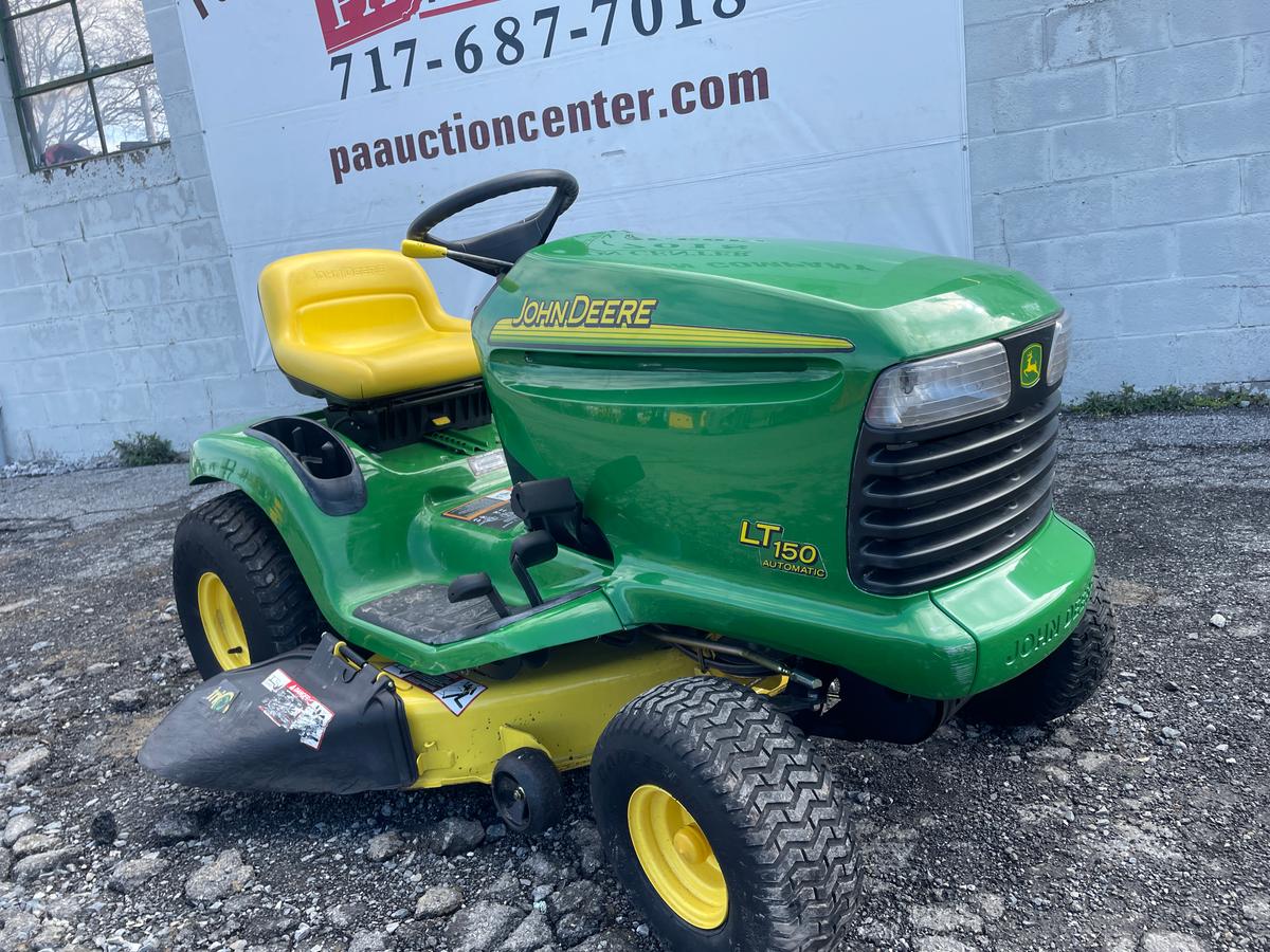 John Deere LT-150 38" Hydrostatic Lawn Tractor