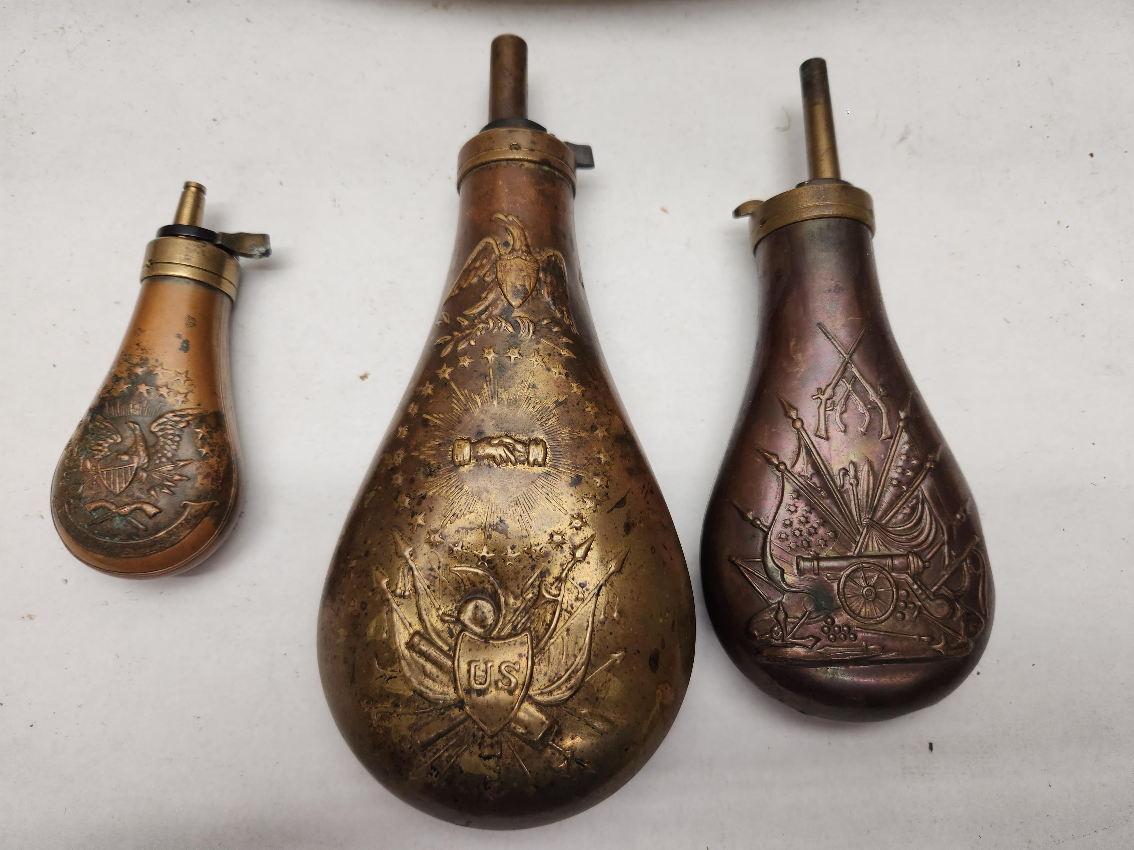 (4Pcs.) REPRO POWDER FLASKS AND POWDER HORN