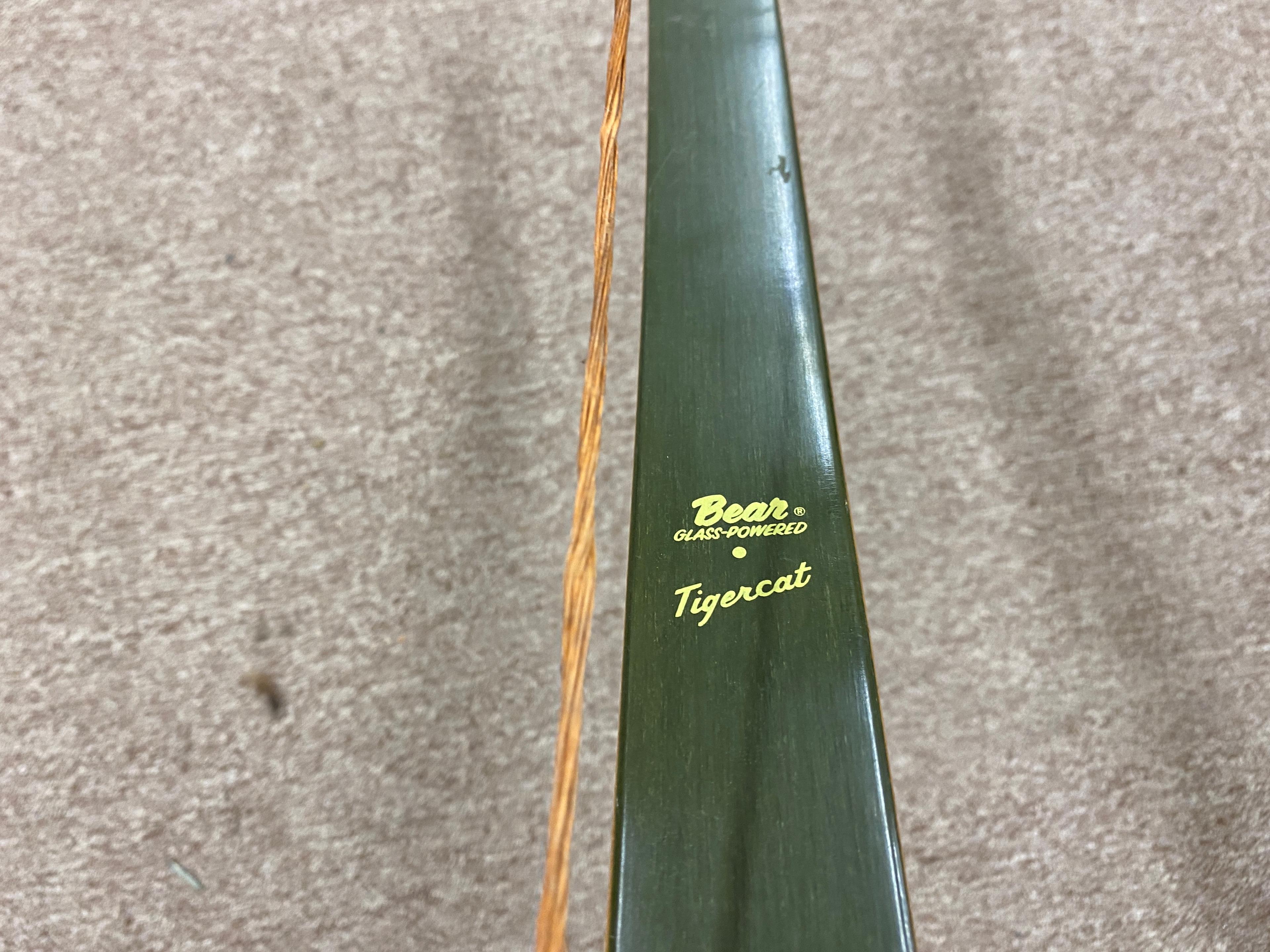 BEAR ARCHERY TIGERCAT RECURVE BOW