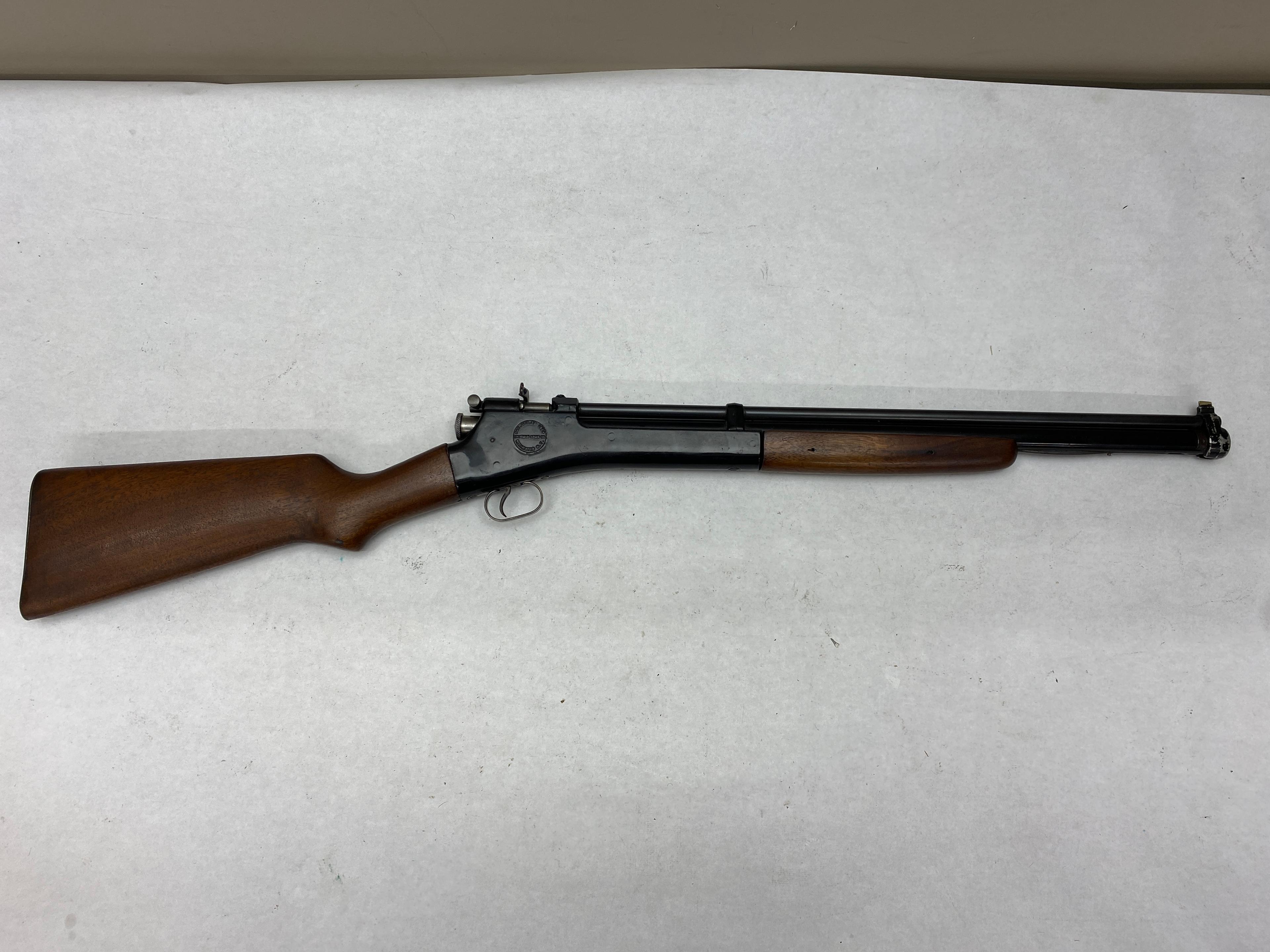 CROSMAN MODEL 101 .22CAL AIR RIFLE