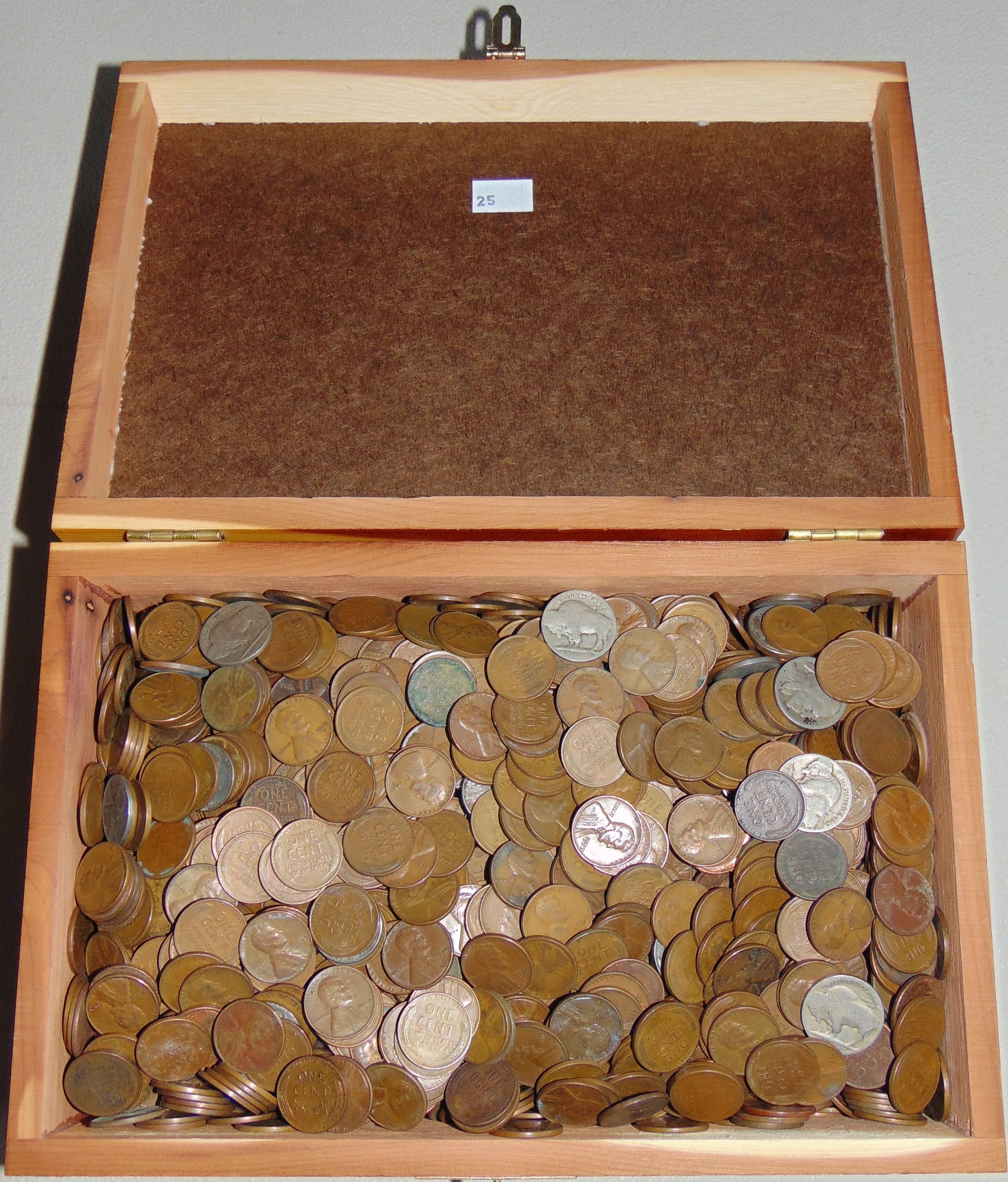 Approx. 2550 Wheat Cents. 6 no-date Buffalo Nickel