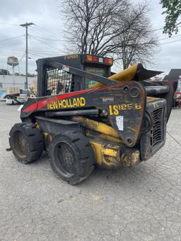 New Holland LS185.B Skid Loader