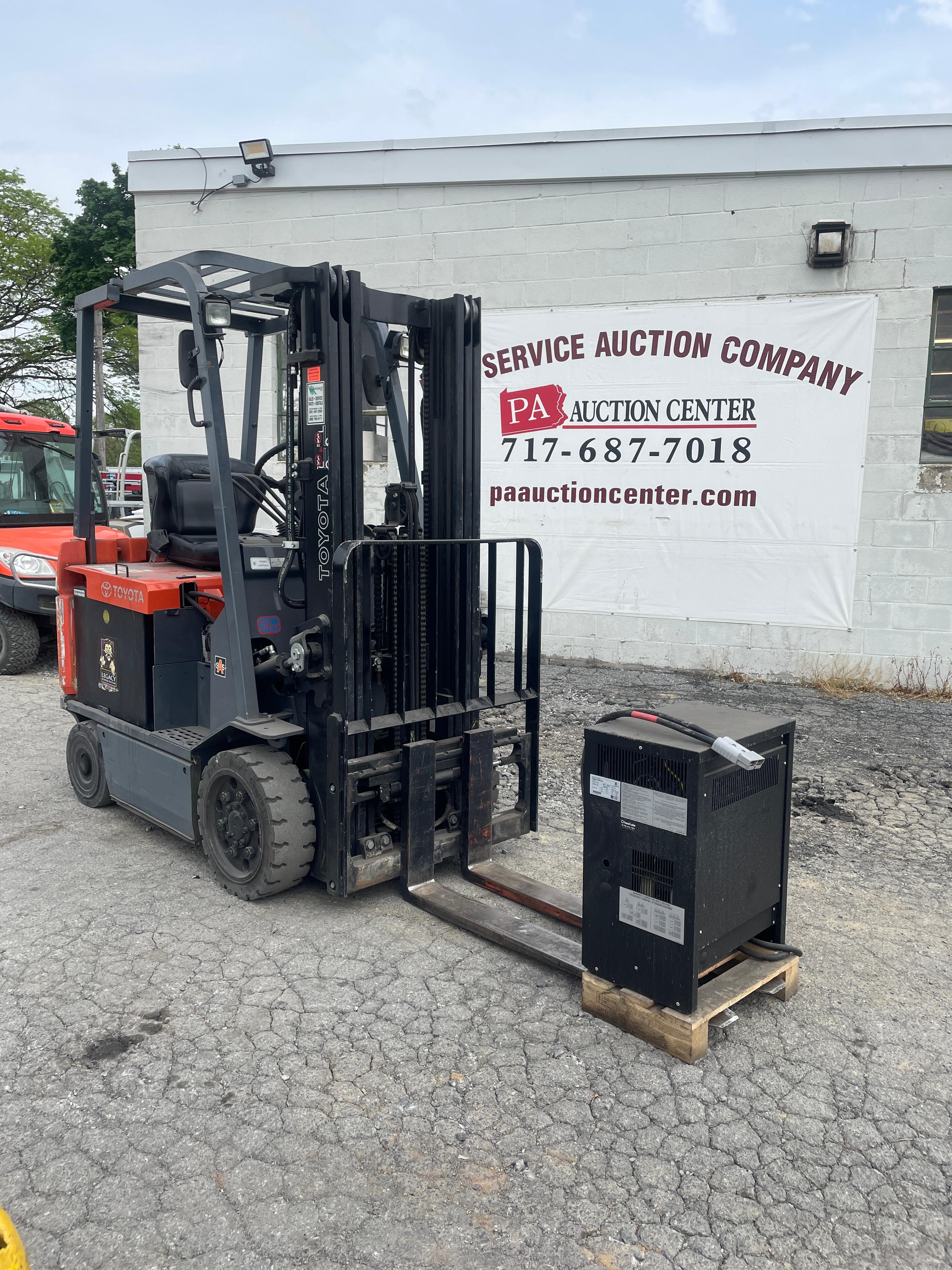 Toyota 5,000 IB Electric Forklift