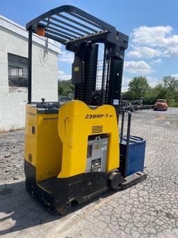 2012 Hyundai 3,500lb Electric Stand-on Reach Truck