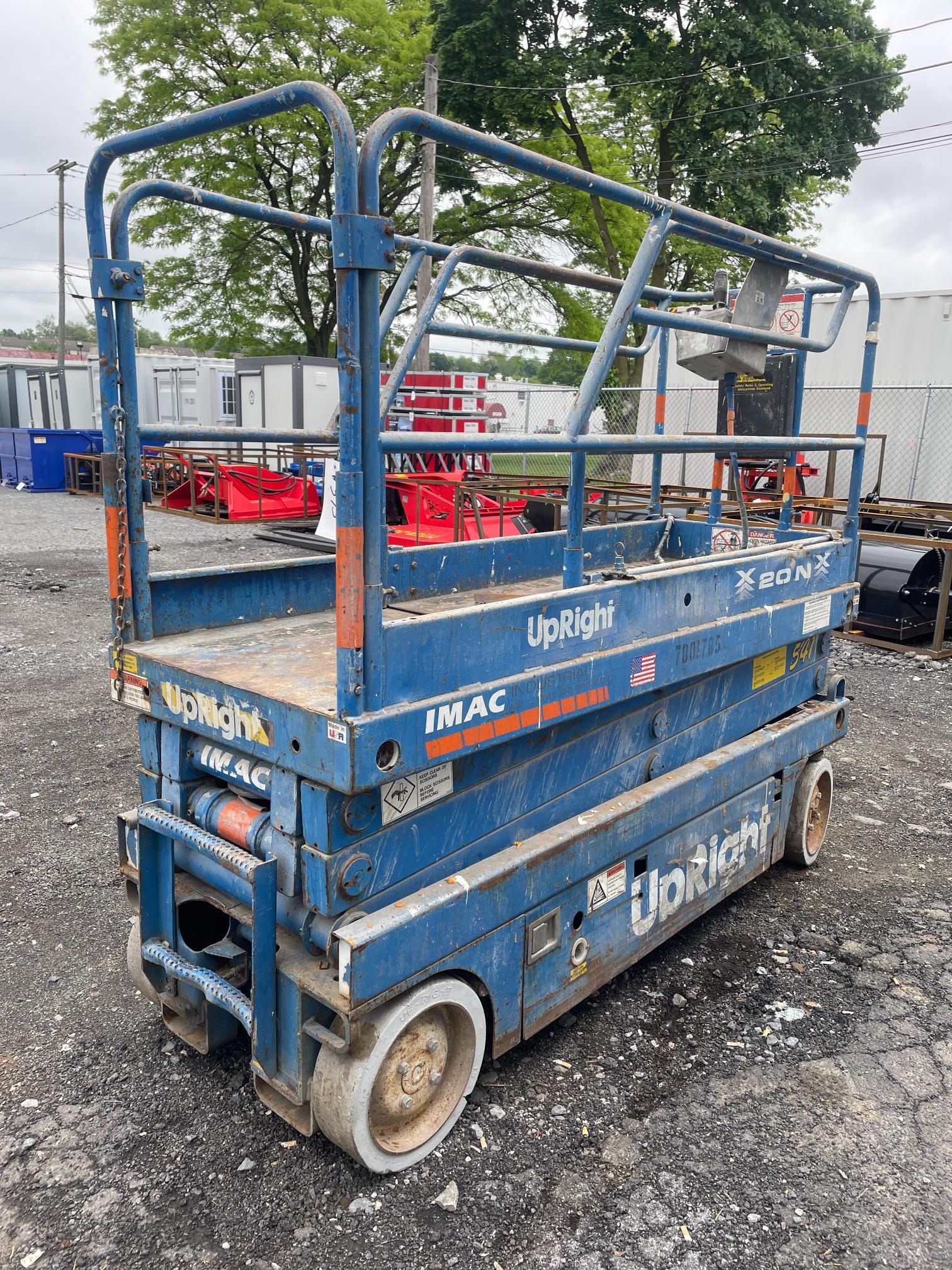 Upright 20N Electric Scissor Lift