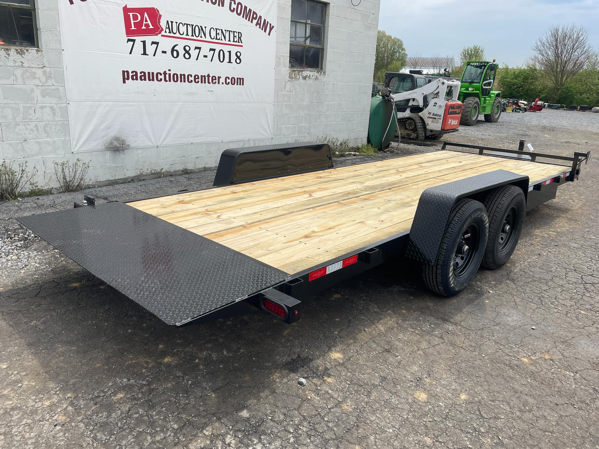 New 2024 22' Hydraulic Tilt Equipment/Car Trailer