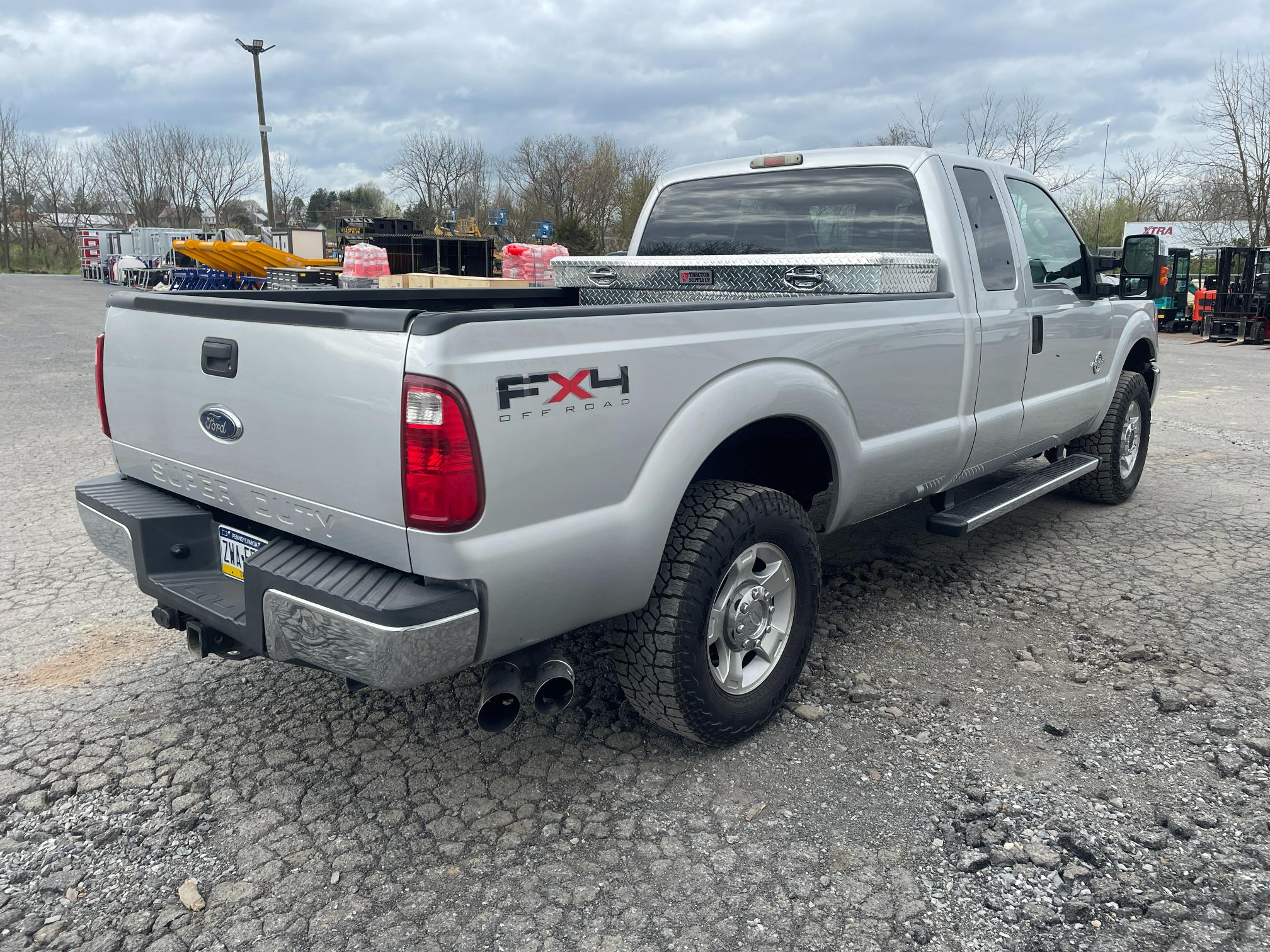 2011 Ford F-250 XLT 4X4 Diesel Truck