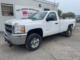 2013 Chevy 2500 4X4 Pick Up Truck