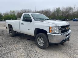 2013 Chevy 2500 4X4 Pick Up Truck