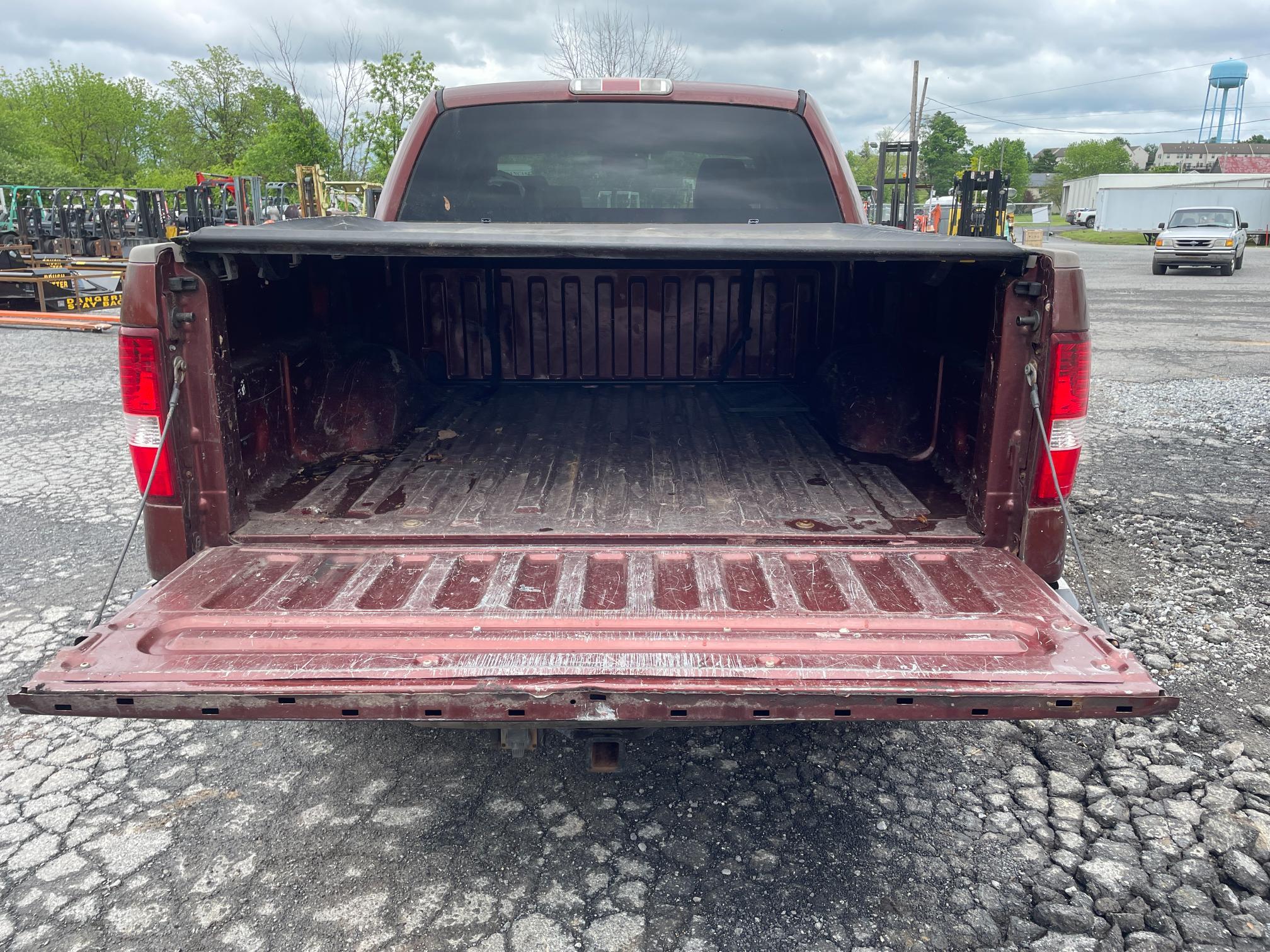 2005 Ford F-150 King Ranch 4X4 Pick Up Truck