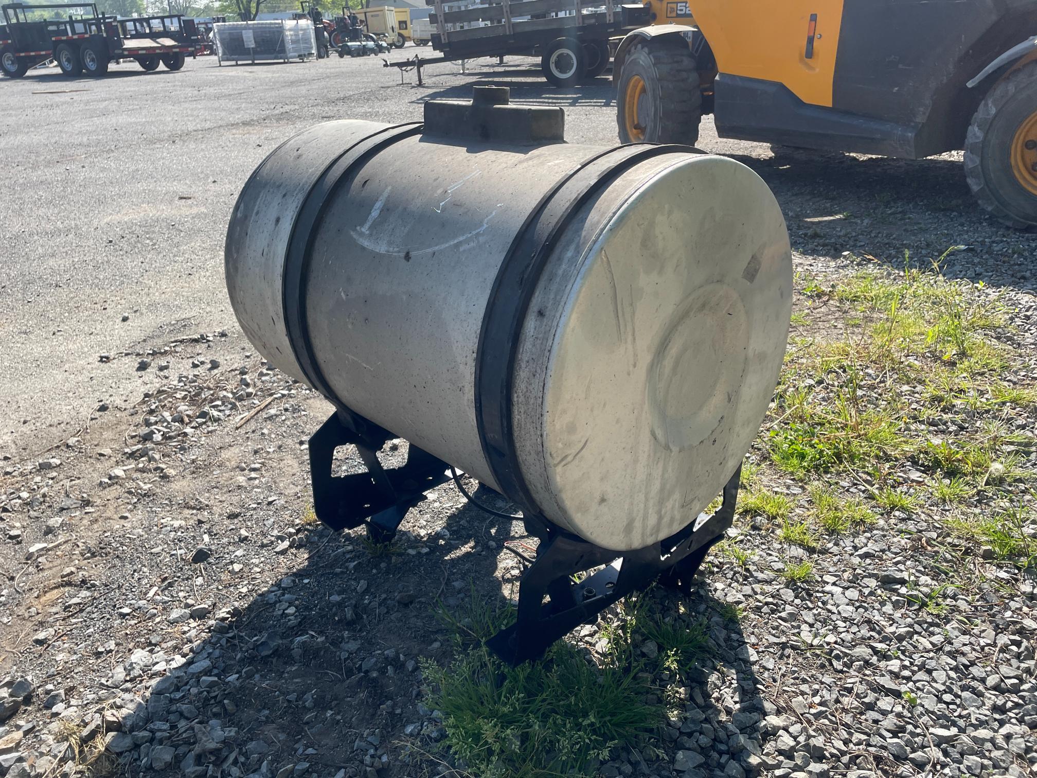 Used Semi Truck Fuel Tank