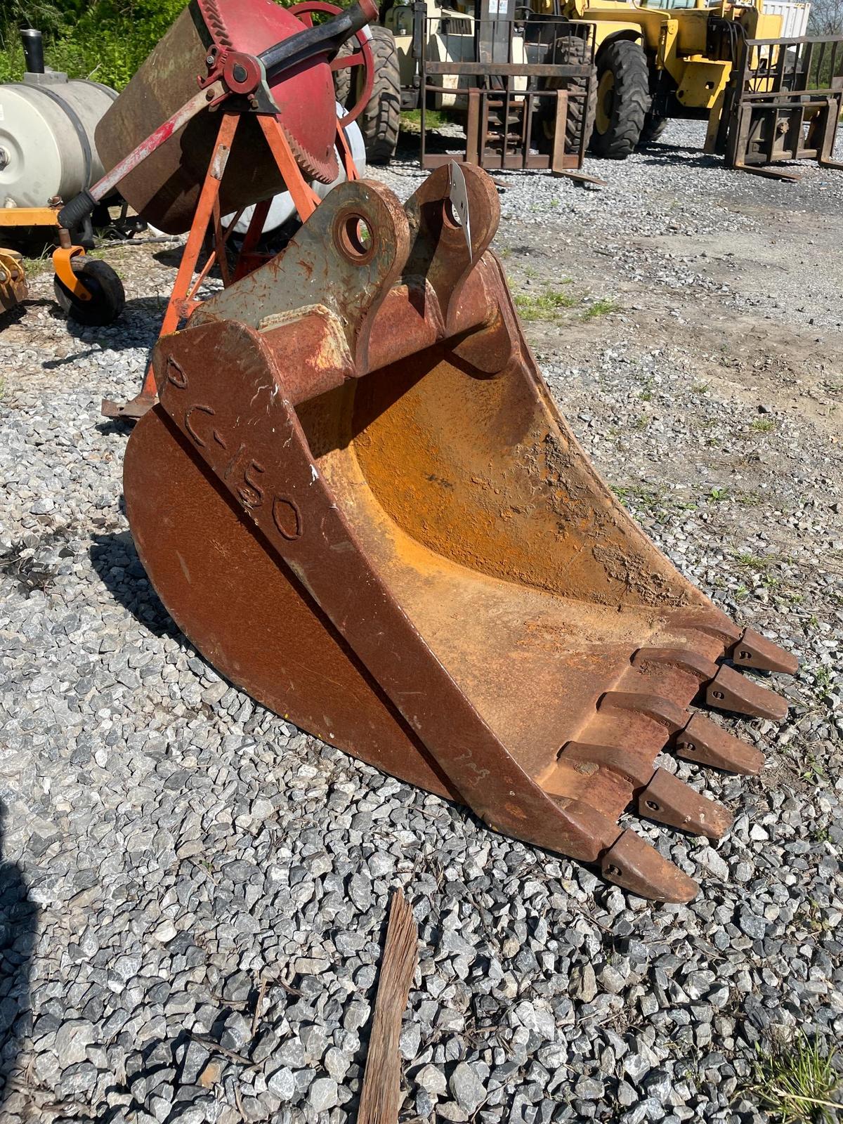 Used PC-150 24" Backhoe Bucket