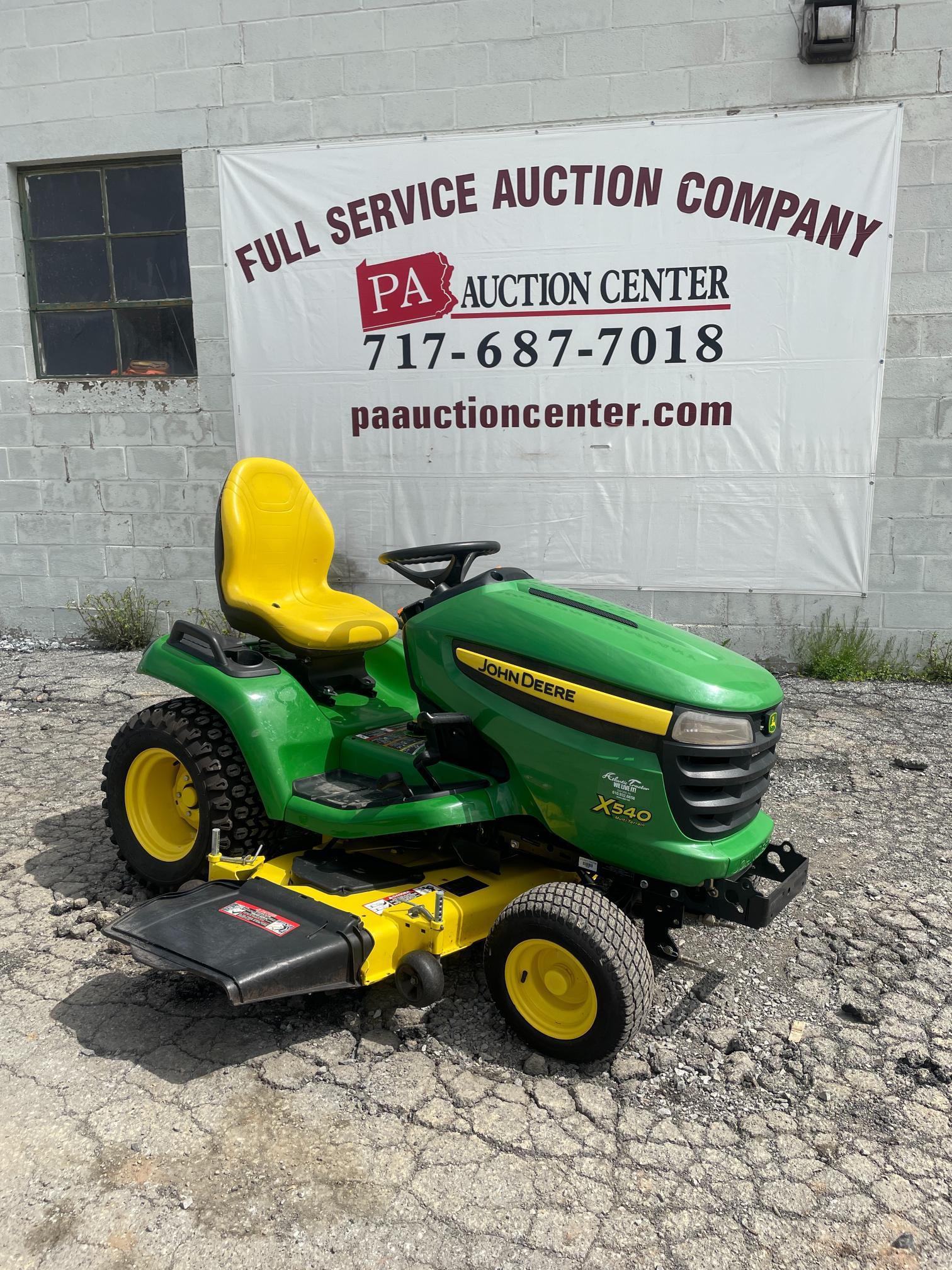 John Deere X540 54" Hydrostatic Riding Mower