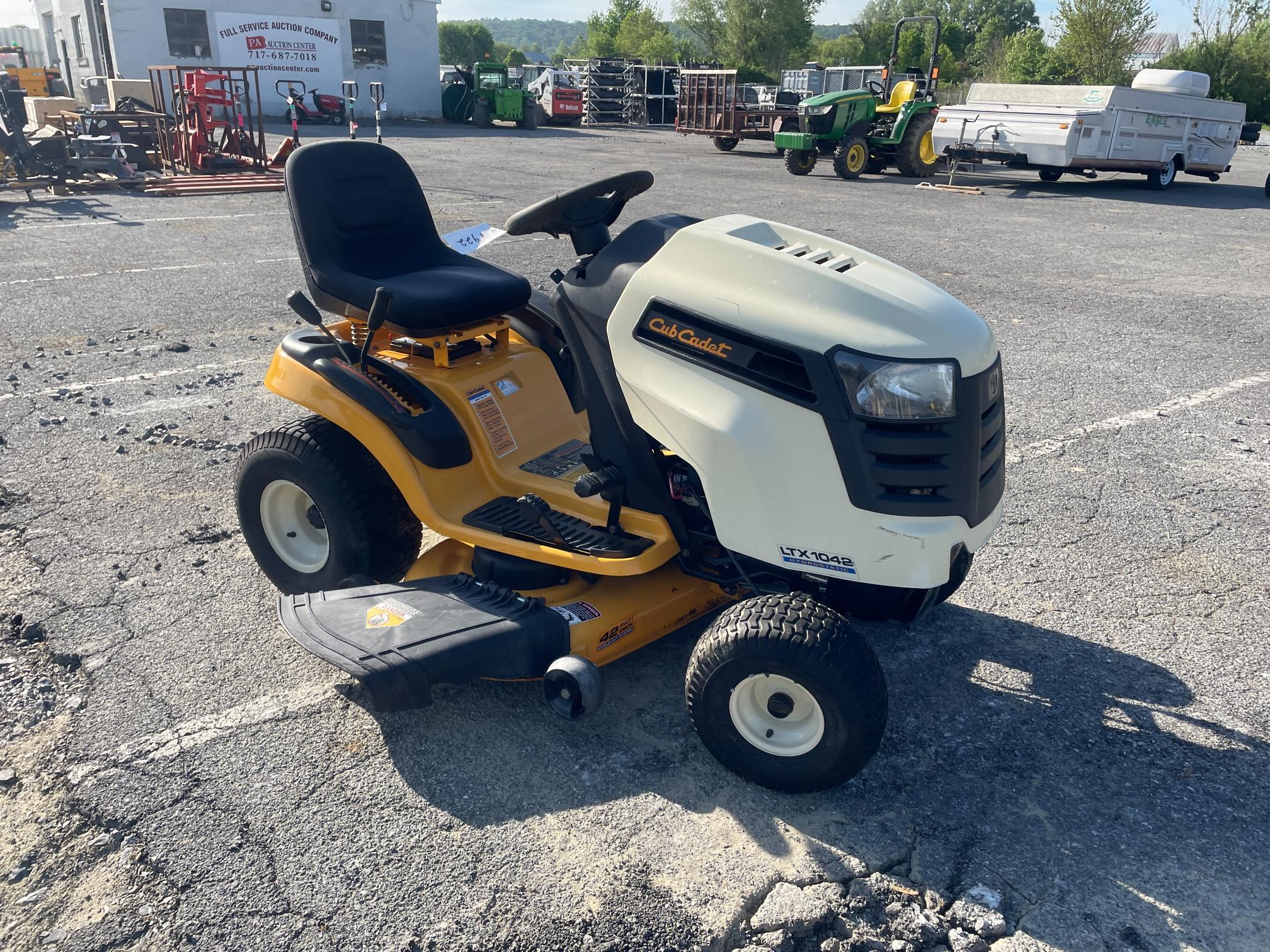 Cub Cadet LTX1042 42" Hydrostatic Riding Mower