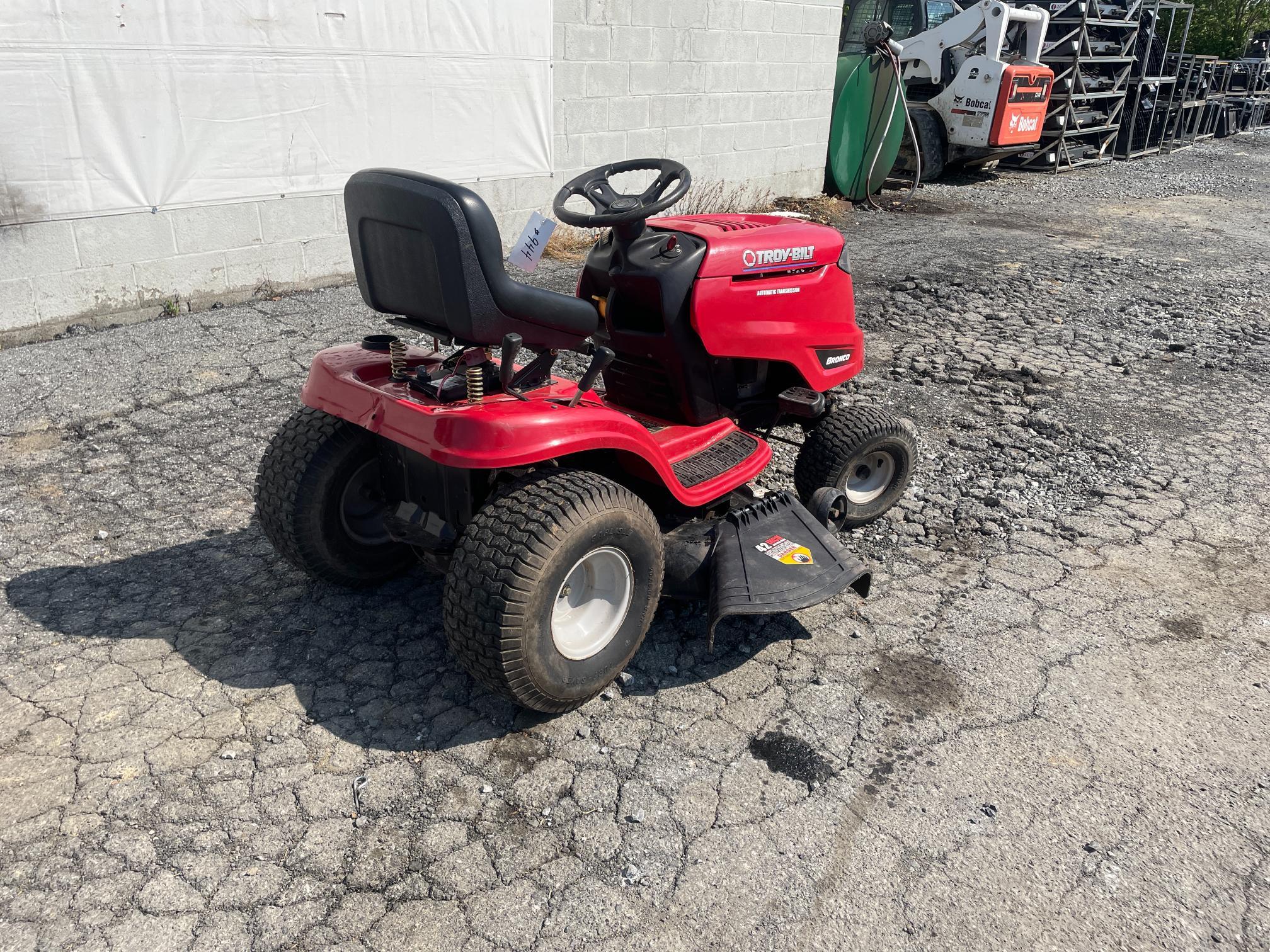 Troy Built Bronco 42" Riding Mower