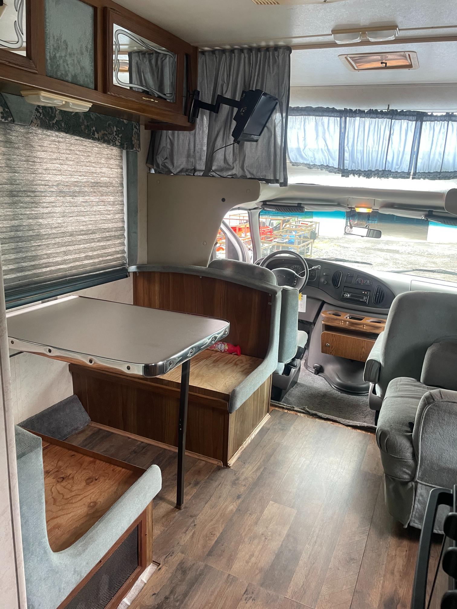 1998 Ford E-350 Dutchman Express RV