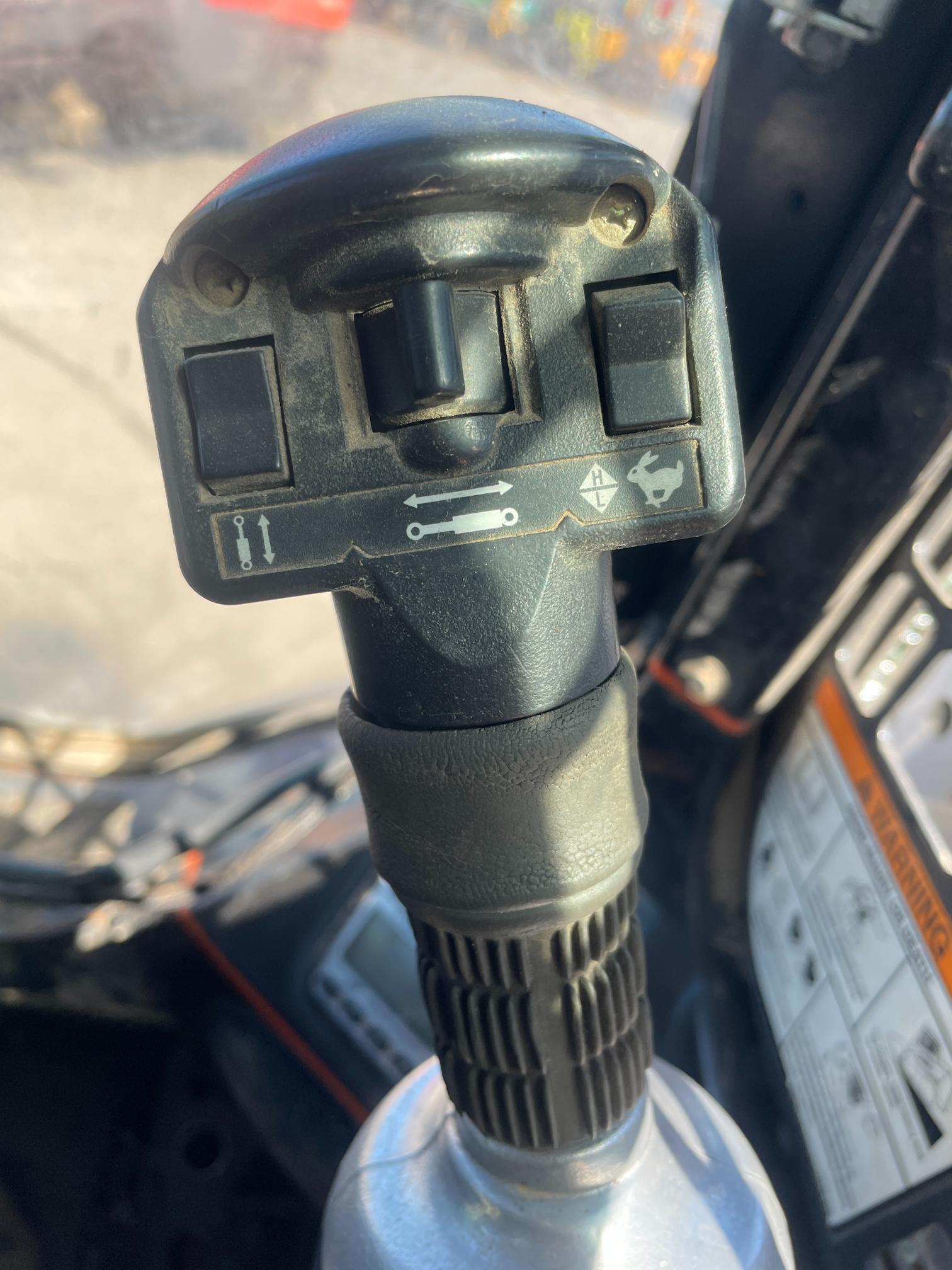 2014 Bobcat T650 Track Skid Loader