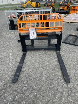 New Landhonor Quick Attach Pallet Forks