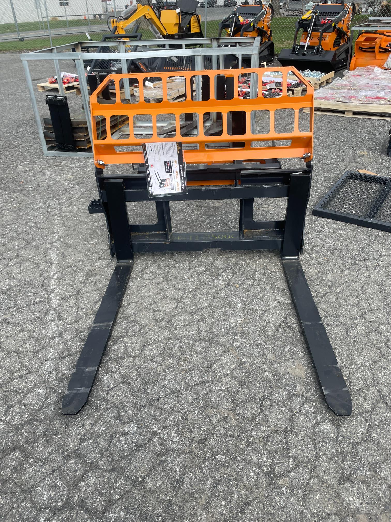 New Landhonor Quick Attach Pallet Forks