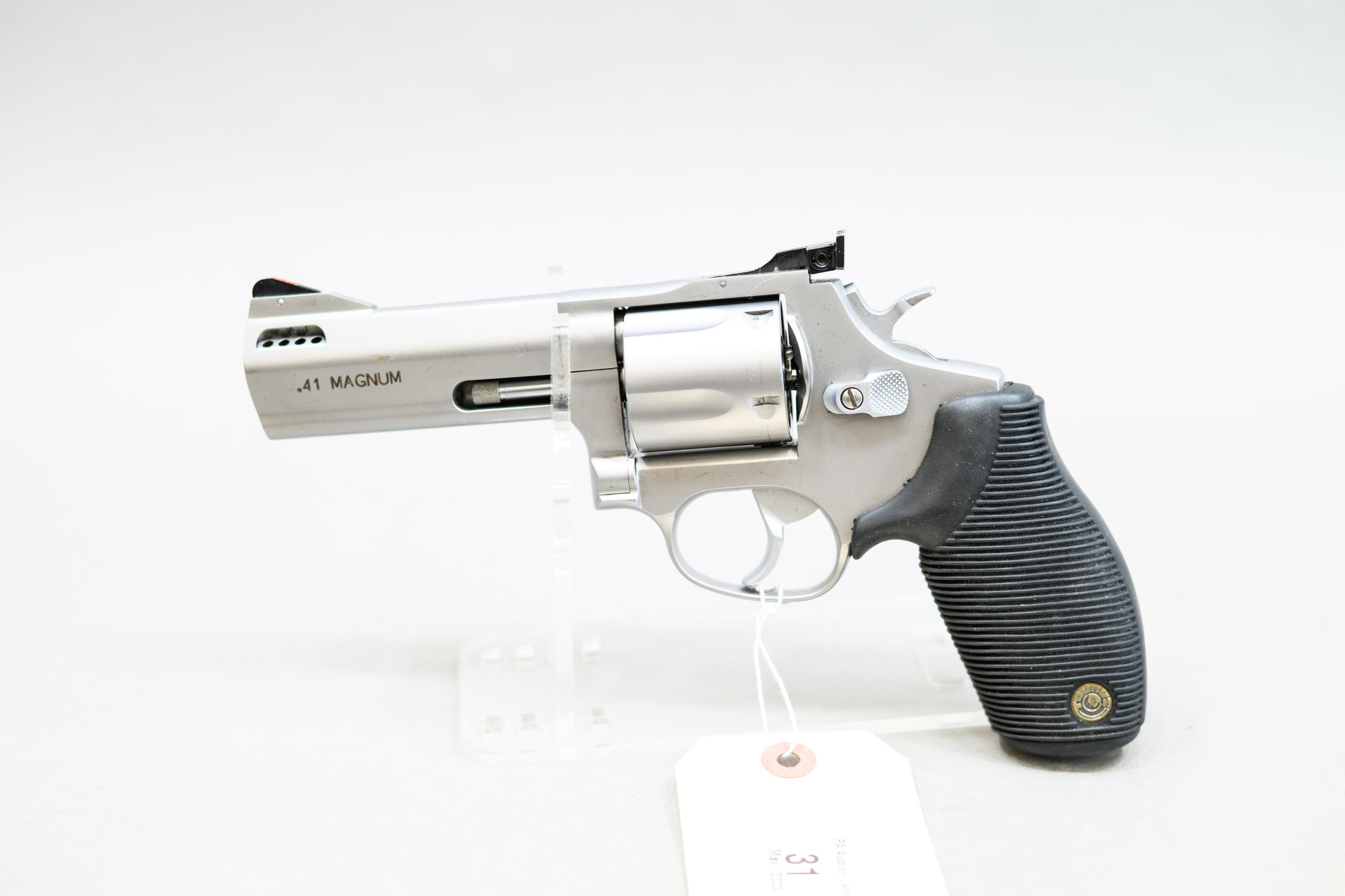 (R) Taurus Model 425 .41 Magnum Revolver