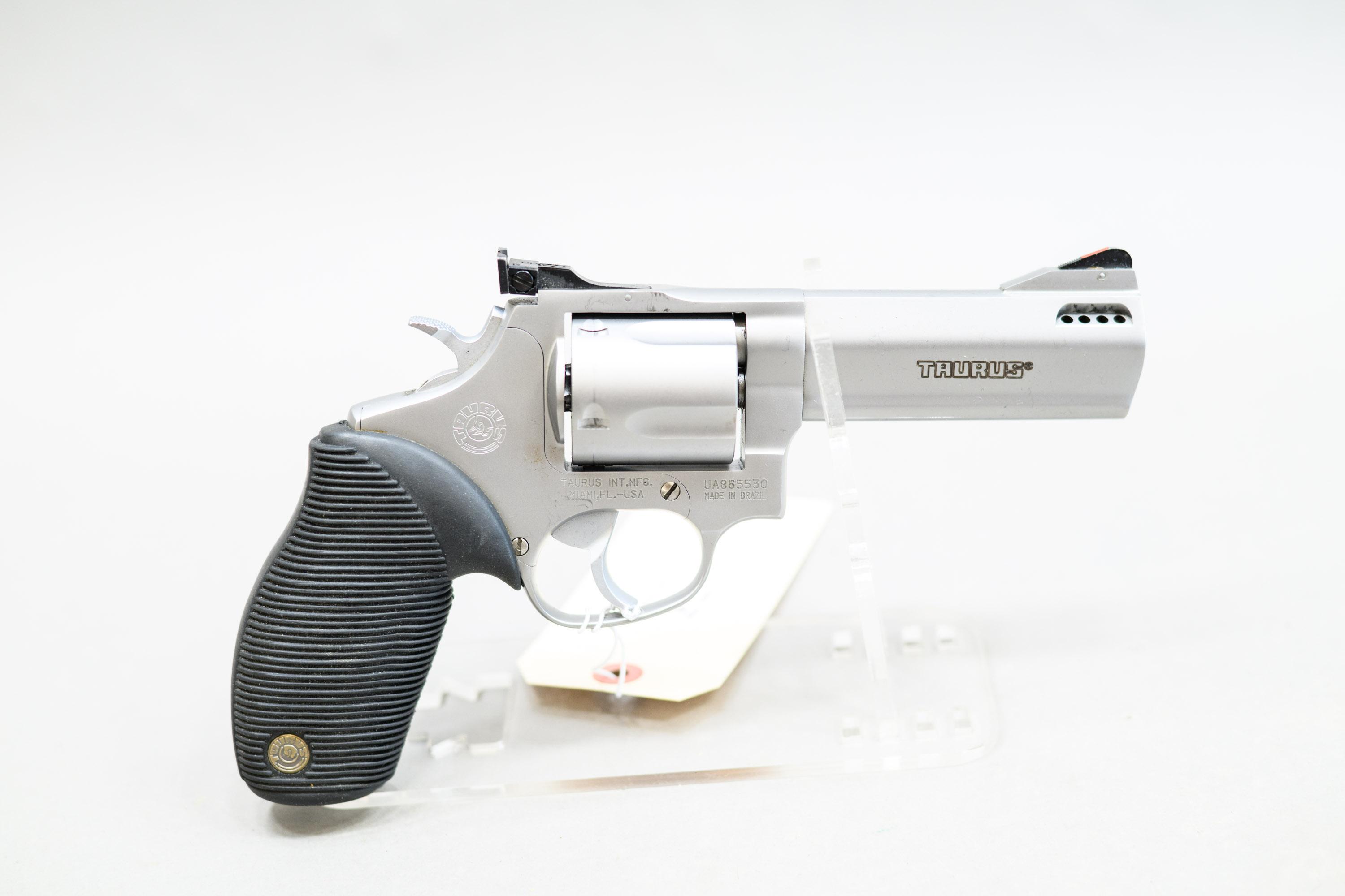 (R) Taurus Model 425 .41 Magnum Revolver