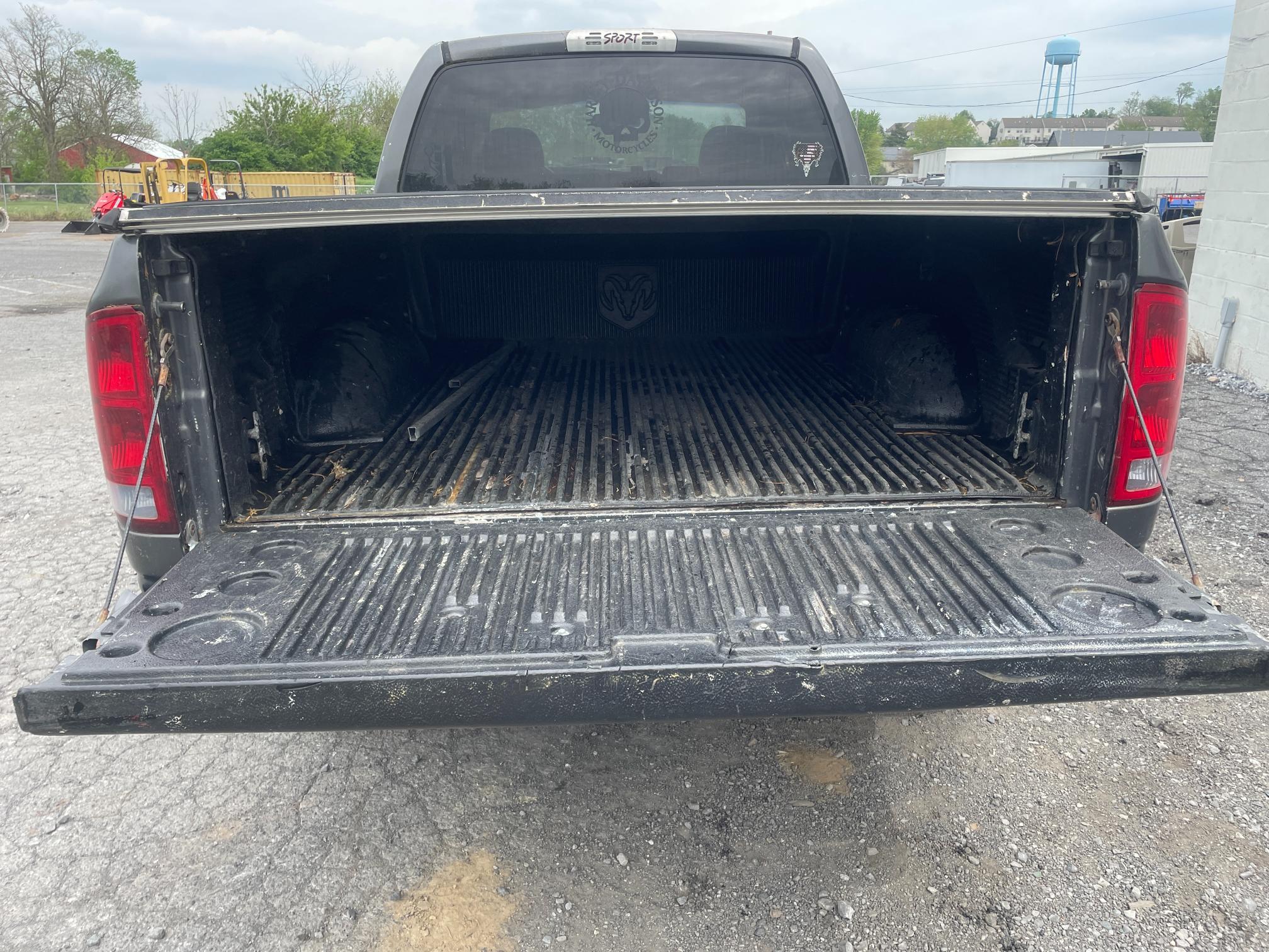 2002 Dodge Ram 1500 4X4 Pick Up Truck