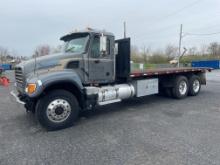 2006 Mack Granite 22' Flatbed Truck