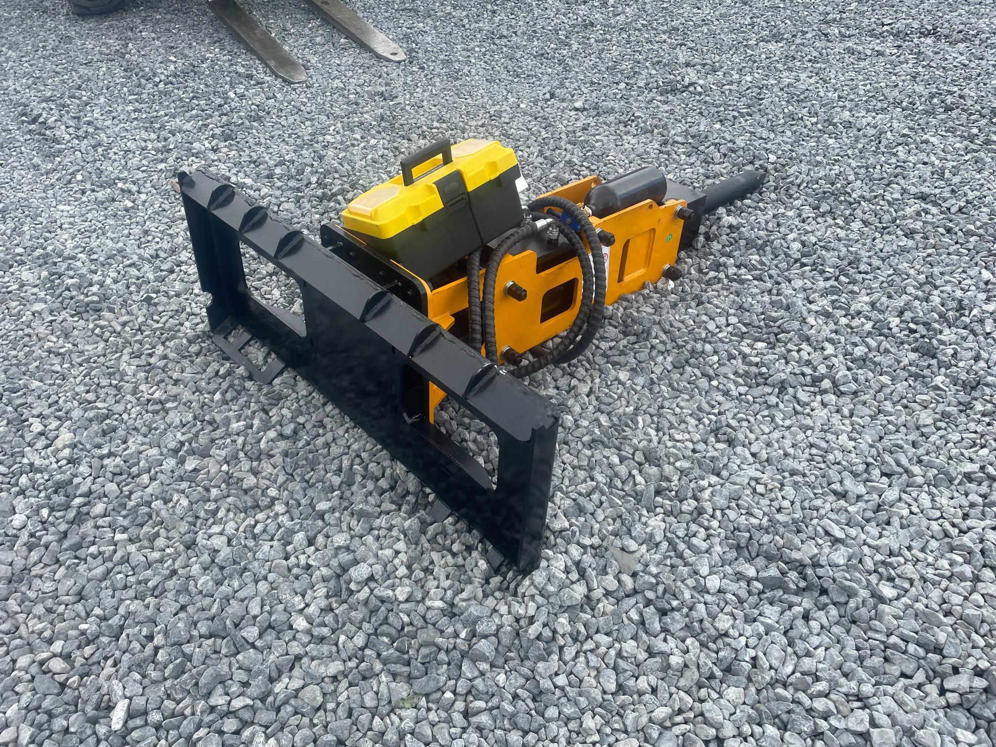 New GIYI 680 Quick Attach Concrete Breaker