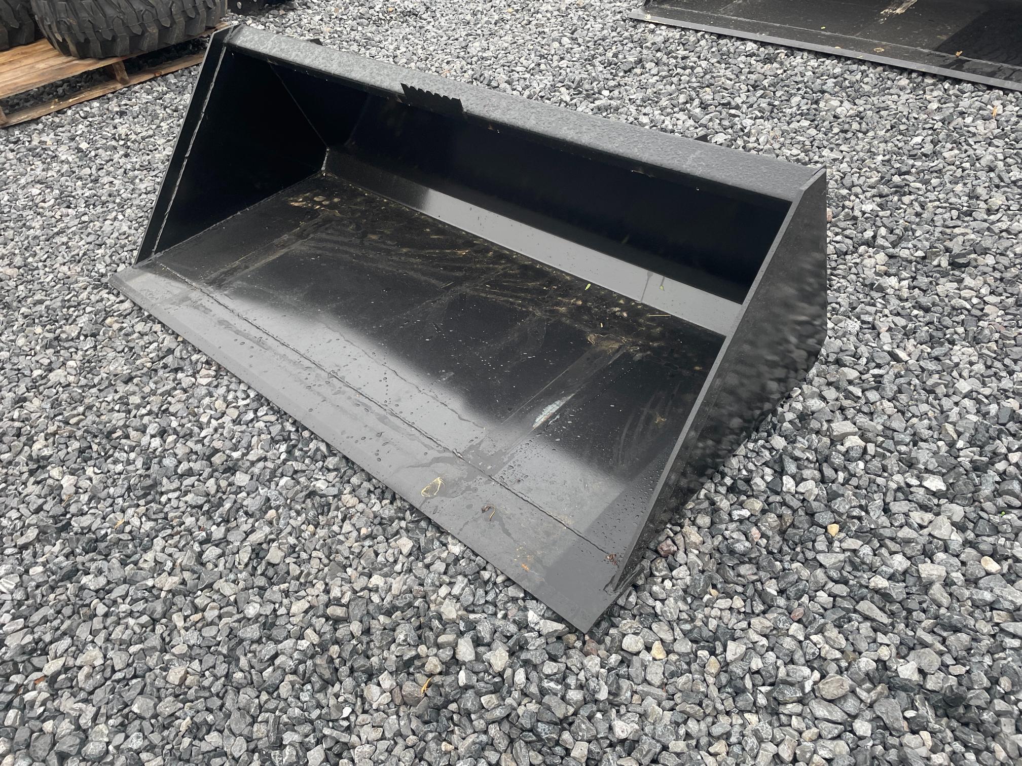 New Swict 66" Quick Attach Bucket