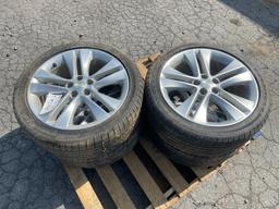 Set Of (4) P225/45R18 Tires W/ Rims