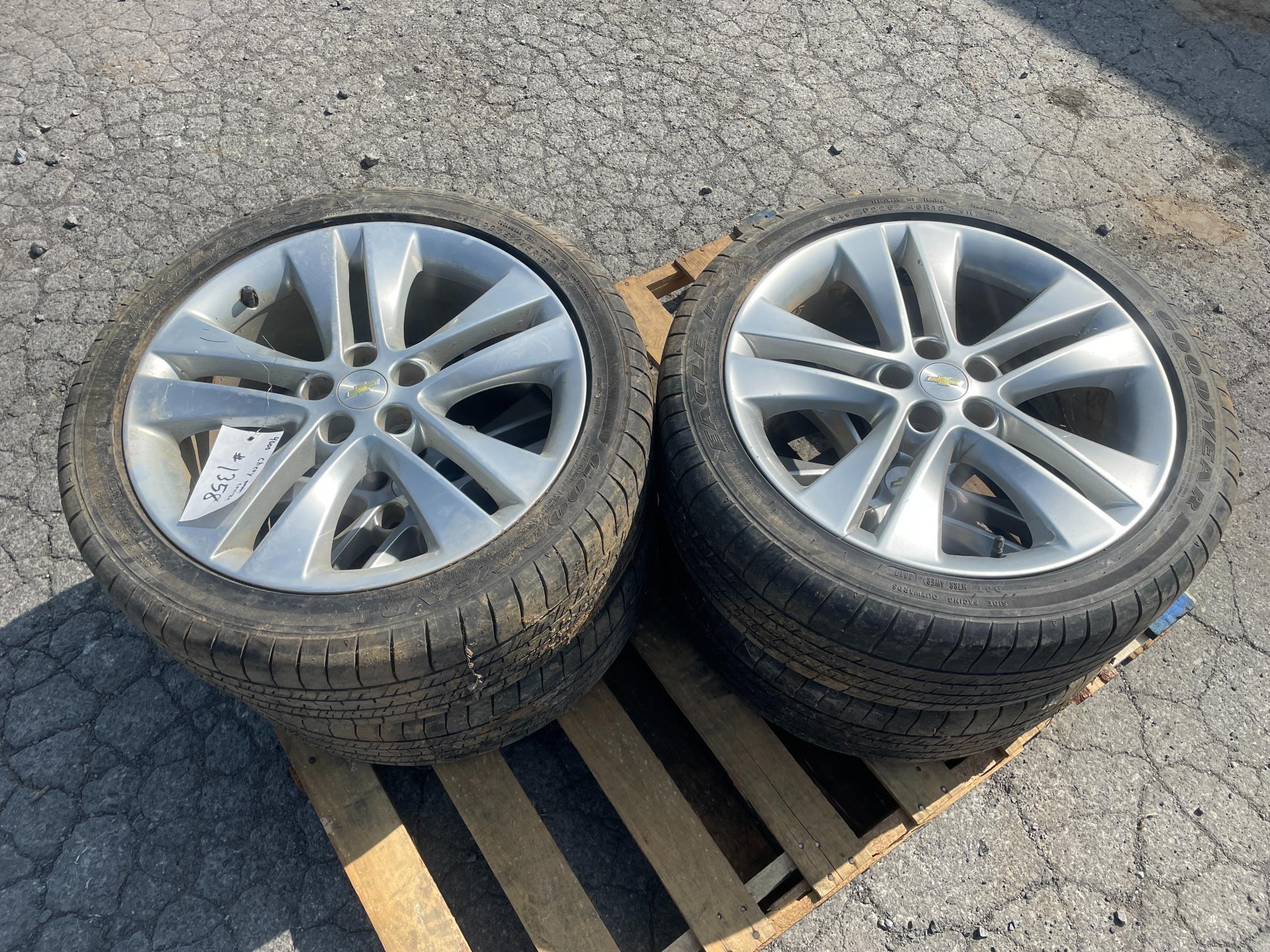 Set Of (4) P225/45R18 Tires W/ Rims