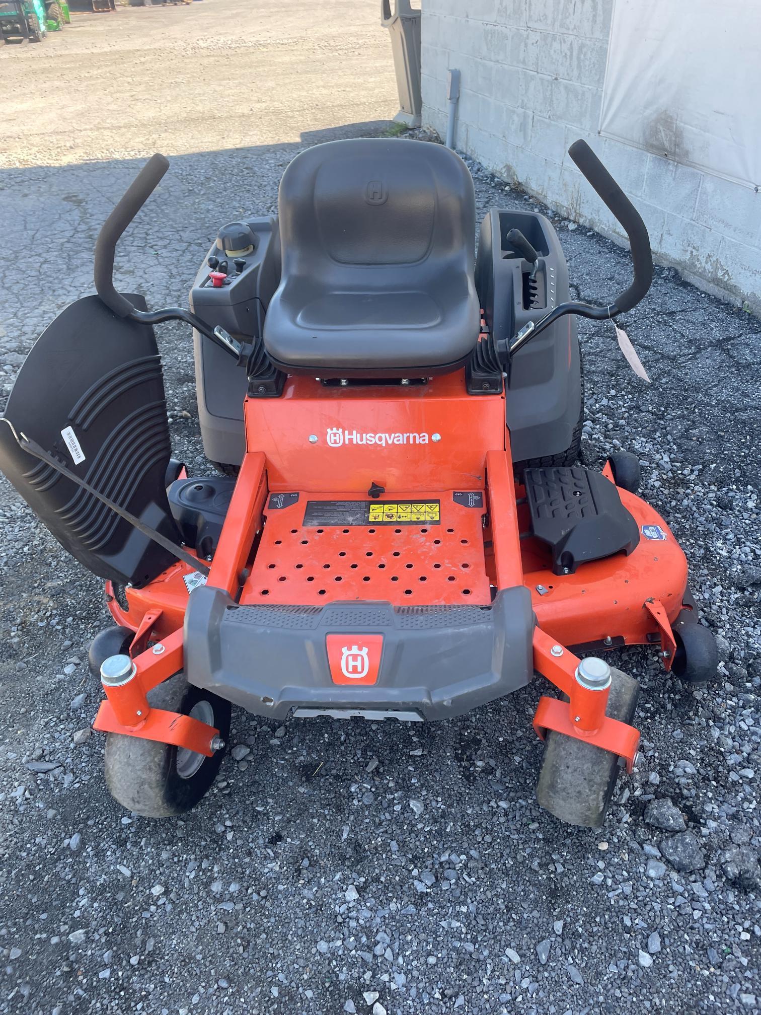Husqvarna Z254 54" Zero Turn Riding Mower