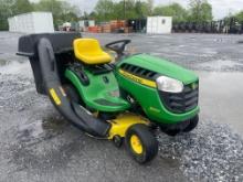 John Deere D100 42" Hydrostatic Riding Mower