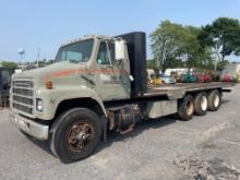 1986 Navistar S2300 28' Rollback Truck