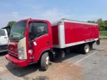 2014 Isuzu Diesel 16' Spray Truck
