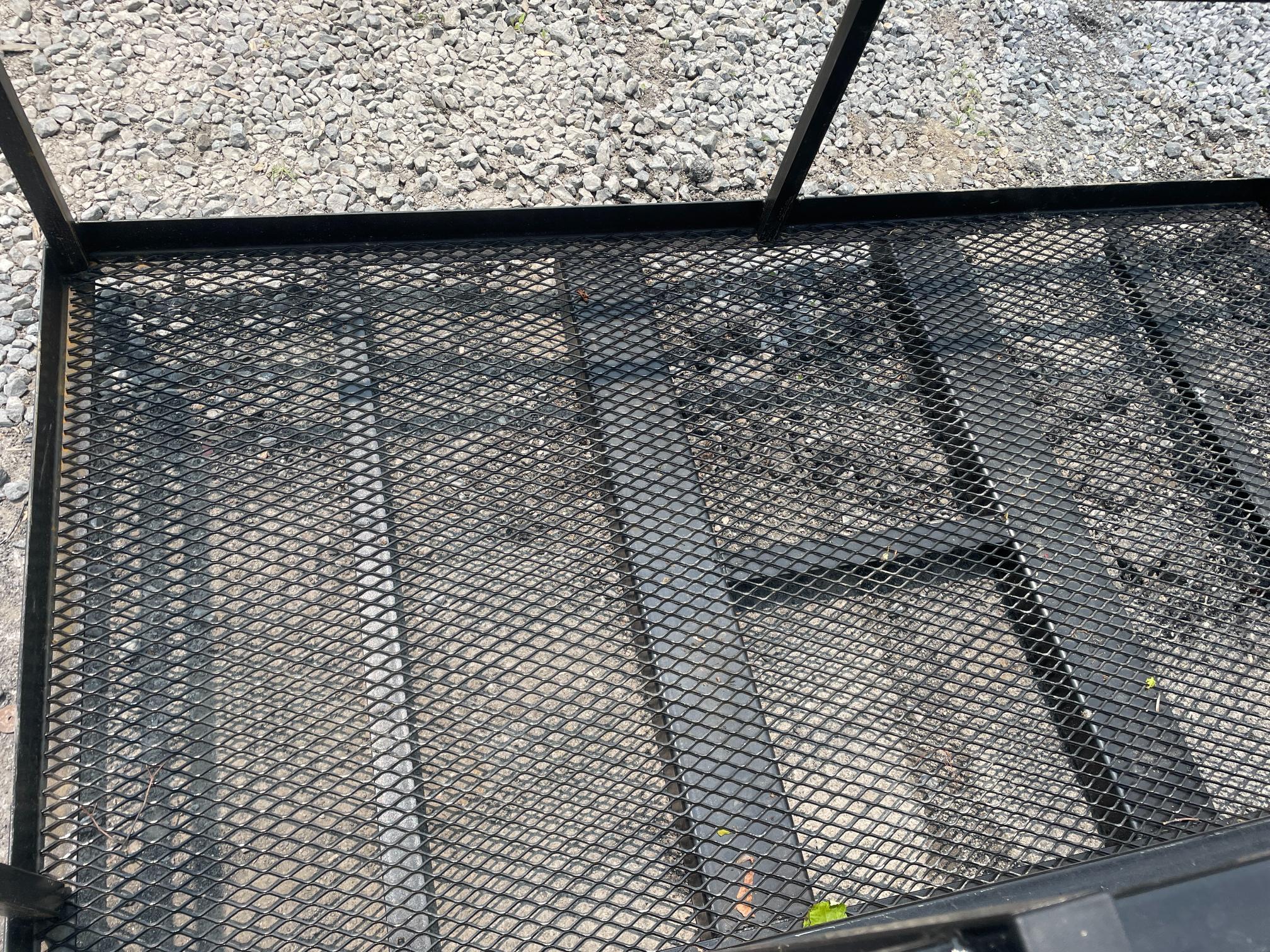 New JMR 48X98" Quick Attach Work Platform
