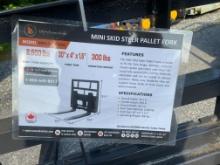 New Wolverine Mini Quick Attach Pallet Forks