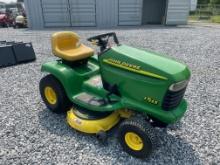 John Deere LT155 42" Hydrostatic Riding Mower