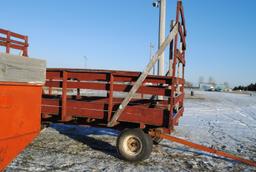 9'x18' Bundle wagon on Huskey running gear, with floatation tires