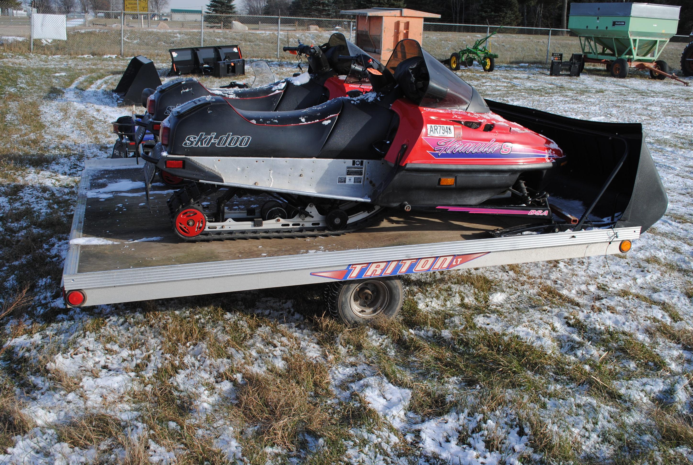 2001 Triton LT snowmobile trailer with tilt bed, salt shield, 10'x8'6", sled locks, permanent licens