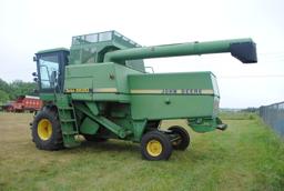 John Deere Turbo 6620 Combine, diesel, hydrostatic, chopper, fresh off the farm, full tank of fuel,