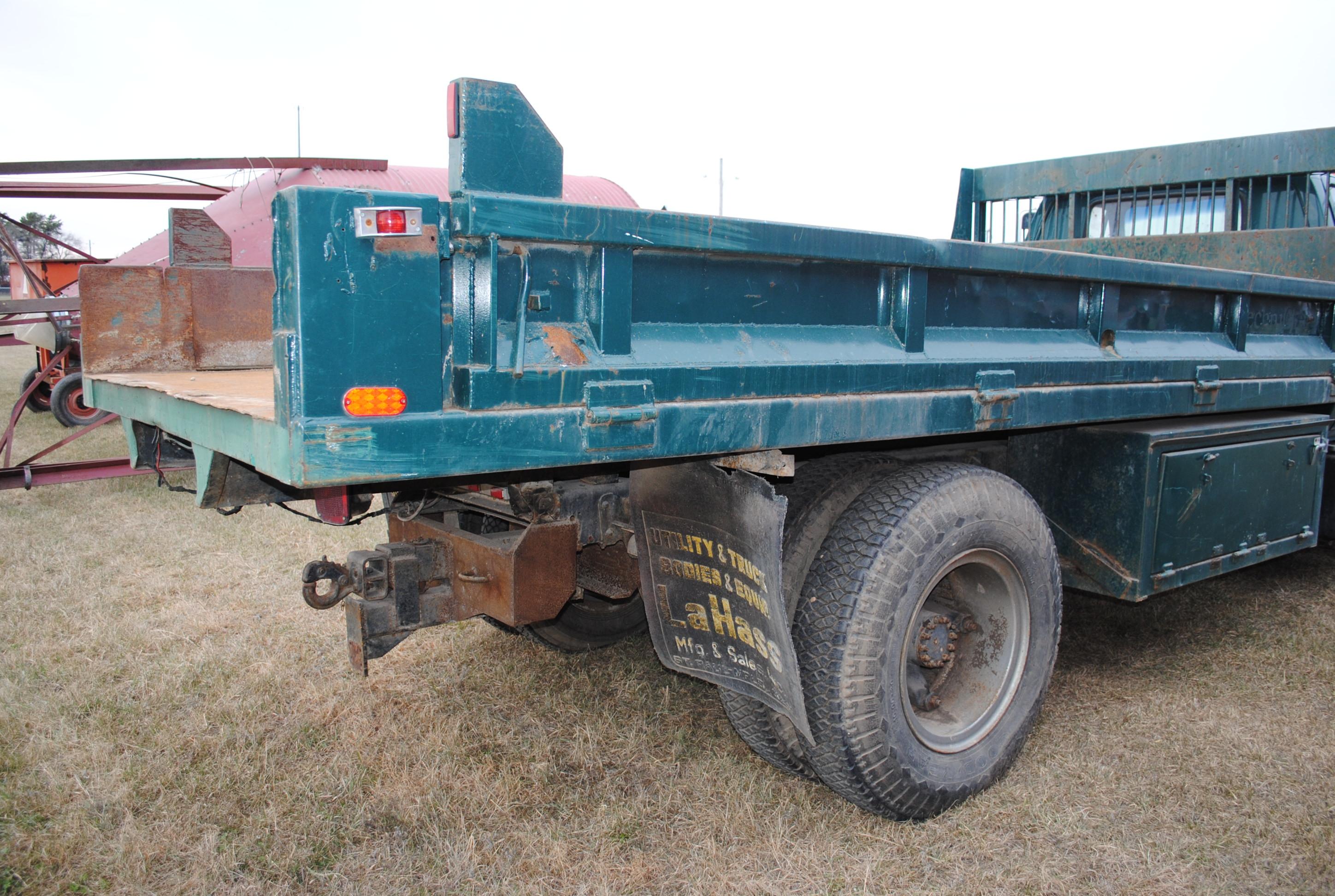 1979 Chevy truck model TK - NO TITLE, V8, big block, truck does not run, brakes don't work, 16' cont