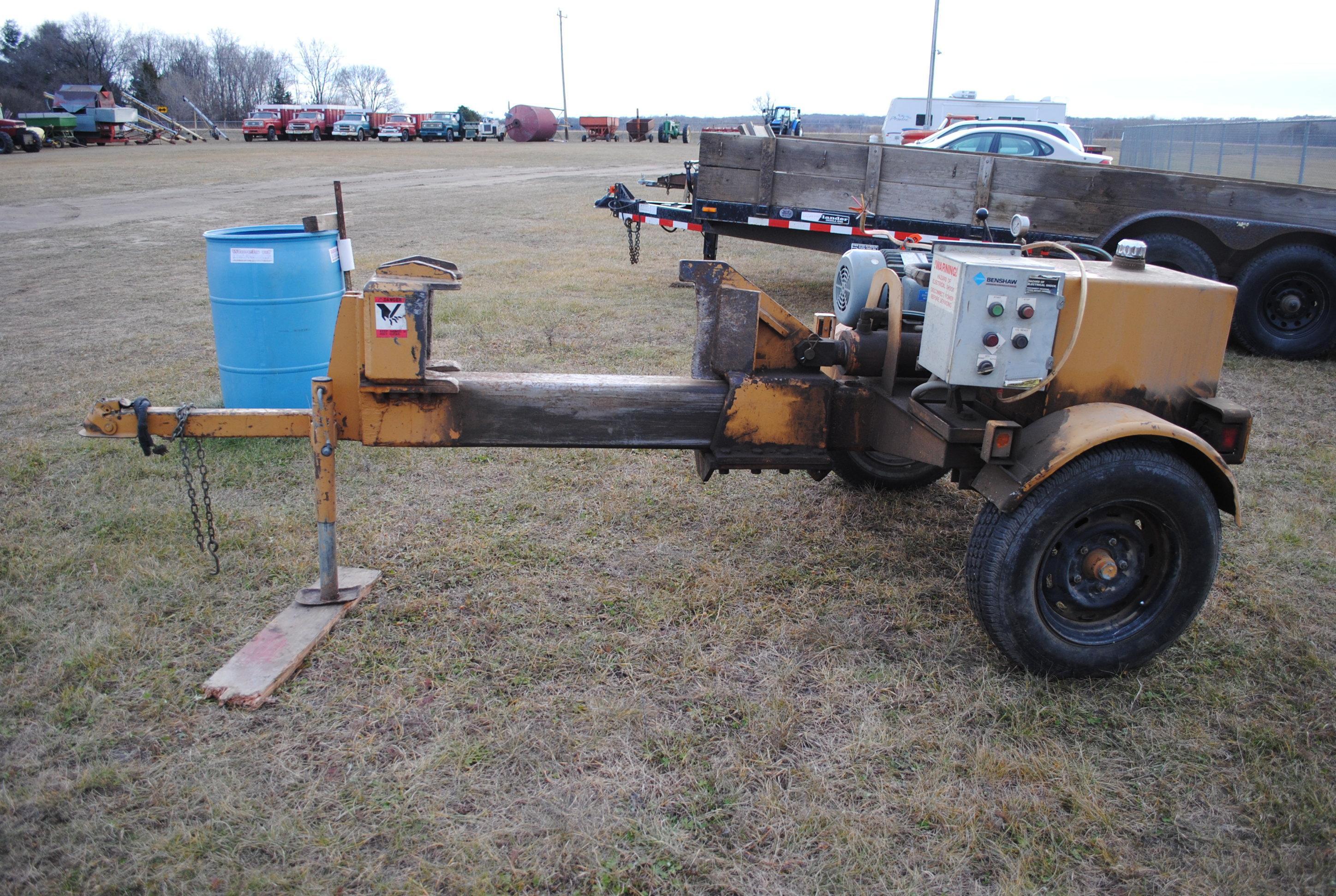 E-Z Crusher Rim Crusher with 31" throat, 10HP, 3-phase electric motor, control panel not hooked up