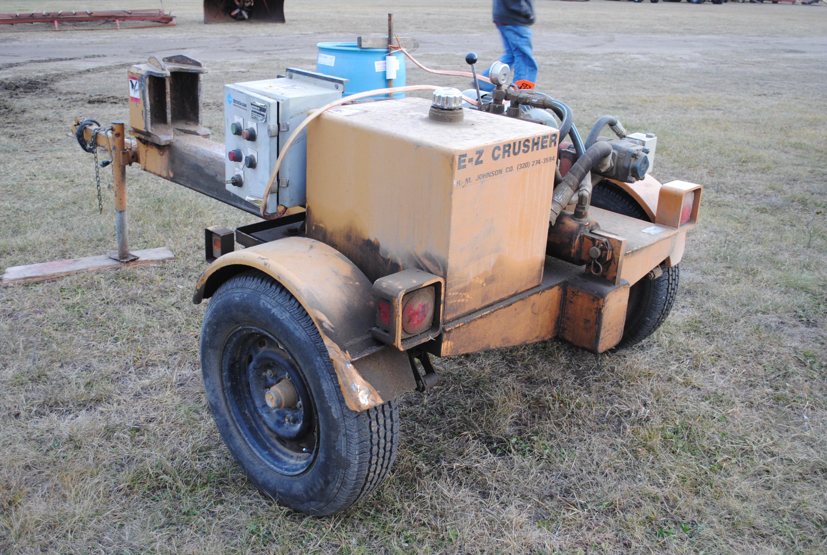E-Z Crusher Rim Crusher with 31" throat, 10HP, 3-phase electric motor, control panel not hooked up