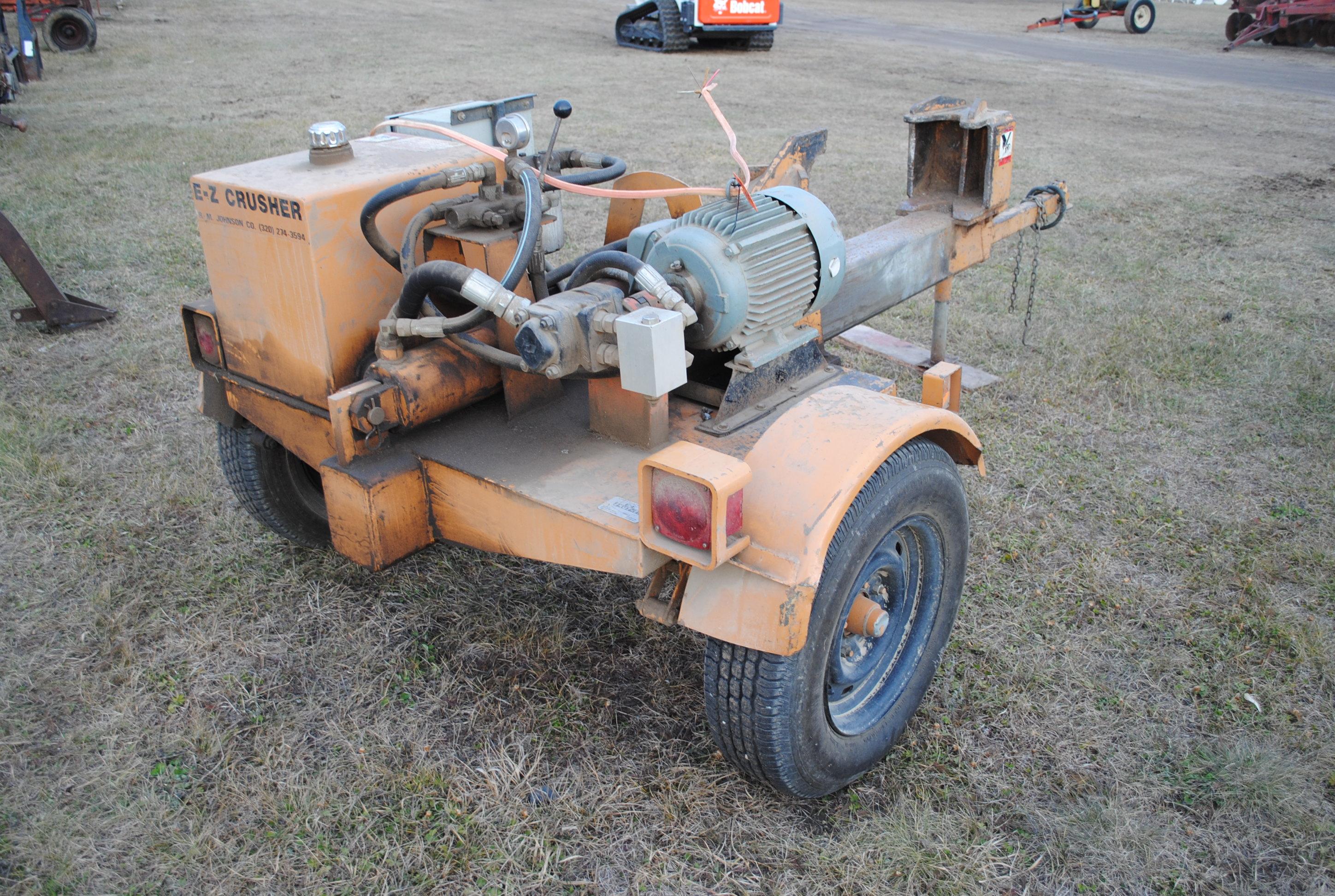E-Z Crusher Rim Crusher with 31" throat, 10HP, 3-phase electric motor, control panel not hooked up